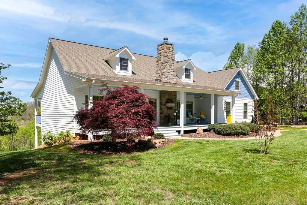 Warne, North Carolina, 28909, United States, 3 Bedrooms Bedrooms, ,3 BathroomsBathrooms,Residential,For Sale,1878165