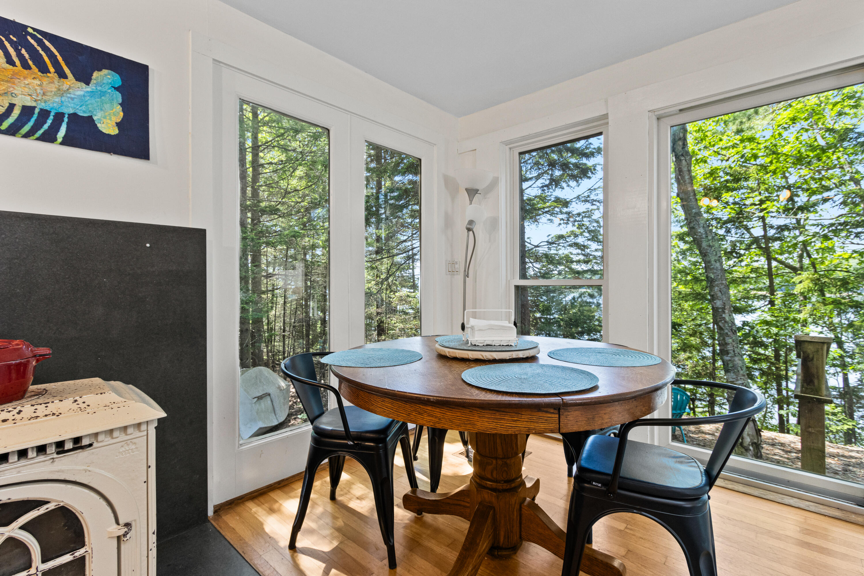 Freeport, Maine, 04032, United States, 2 Bedrooms Bedrooms, ,2 BathroomsBathrooms,Residential,For Sale,1917766