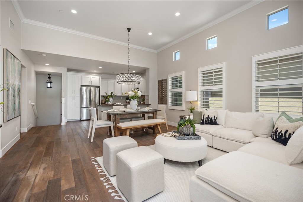 Irvine, California, 92620, United States, 2 Bedrooms Bedrooms, ,2 BathroomsBathrooms,Residential,For Sale,1906932