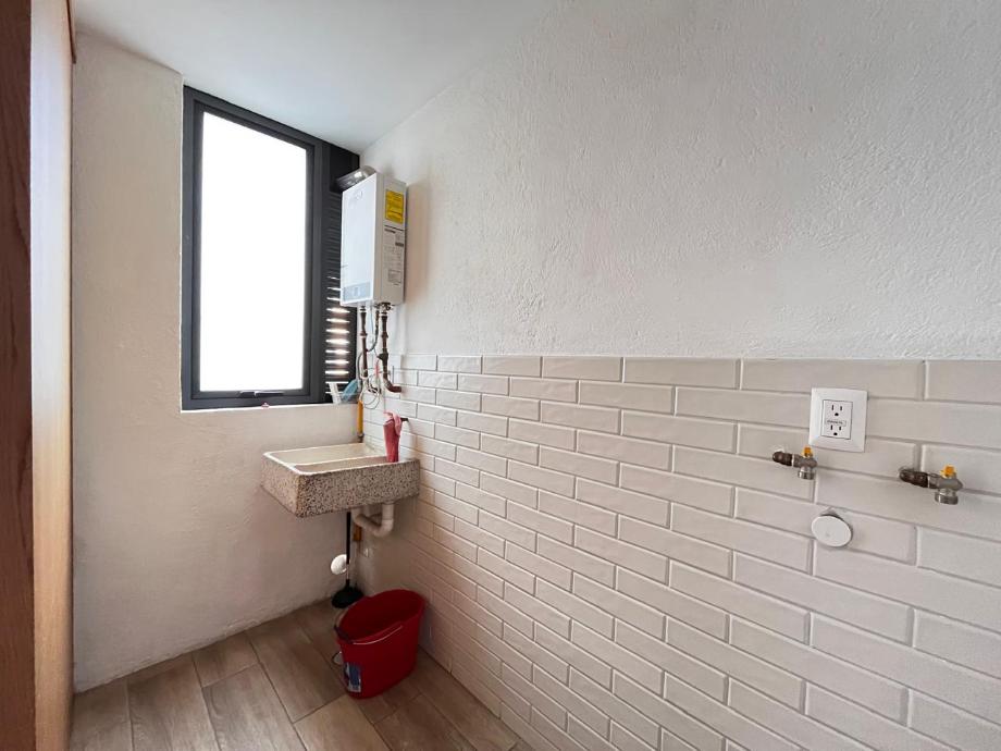 Av. Coyoacan, Benito Juárez, Ciudad de México, 03100, Mexico, 2 Bedrooms Bedrooms, ,2 BathroomsBathrooms,Residential,For Sale,Av. Coyoacan,1624720
