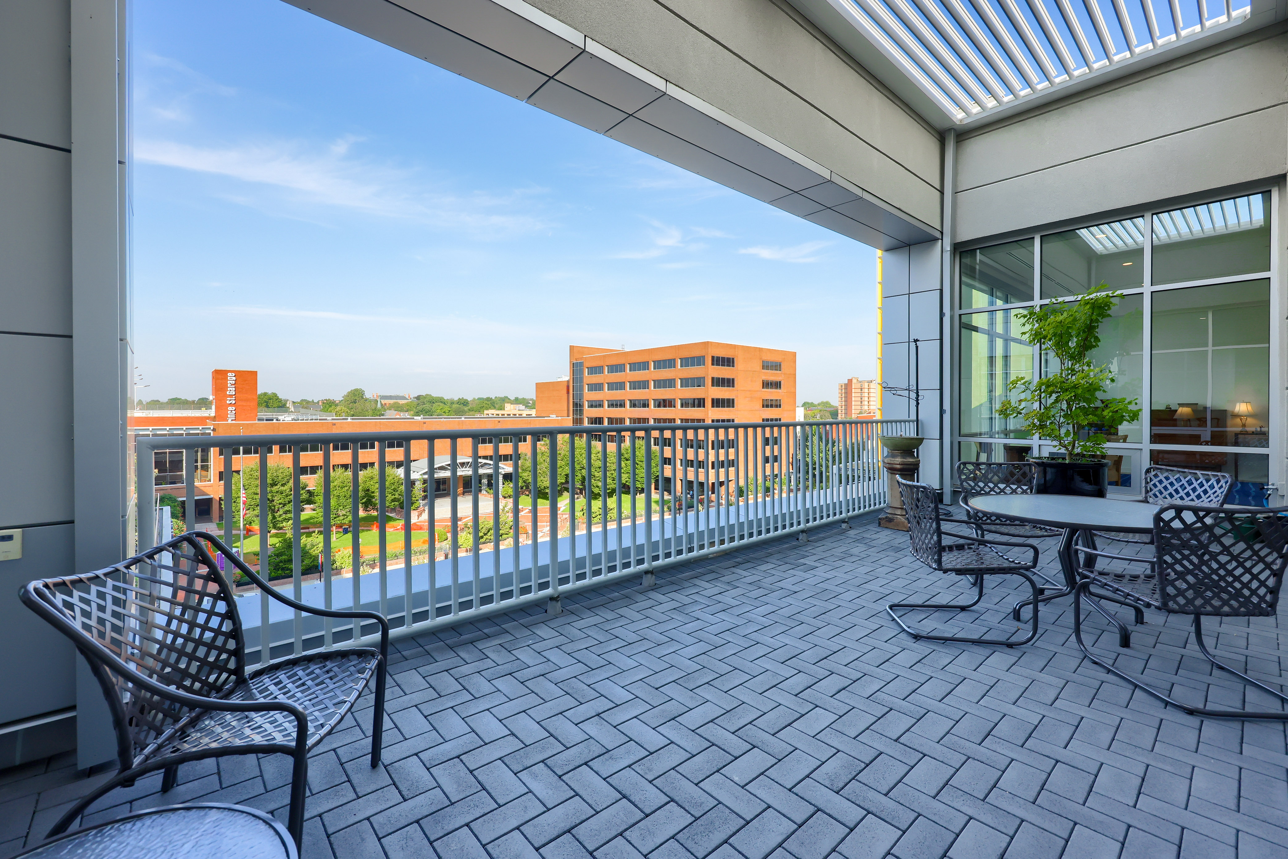  101 N Queen St, Unit 404 - 物件實景