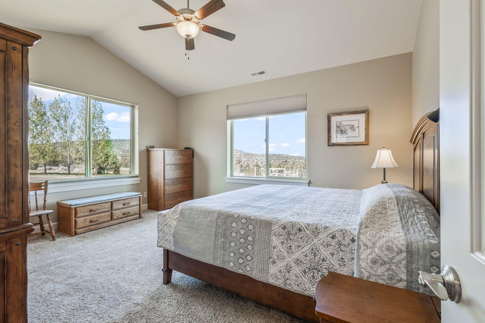 Prineville, Oregon, 97754, United States, 3 Bedrooms Bedrooms, ,3 BathroomsBathrooms,Residential,For Sale,1804823