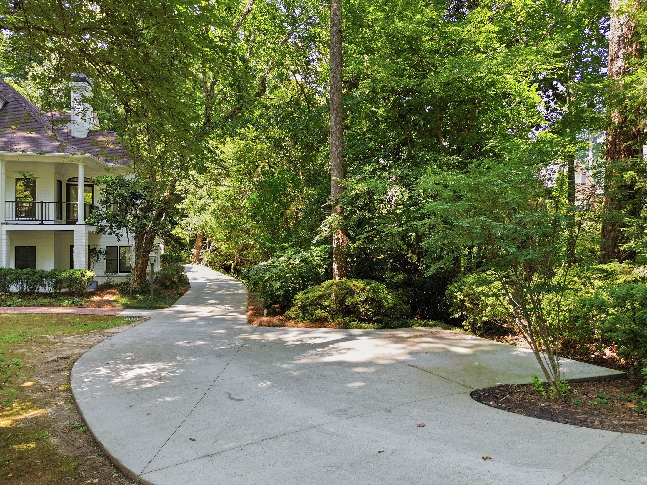  Stunning Home on Nearly 1 Acre Lot in Buckhead - 物件實景