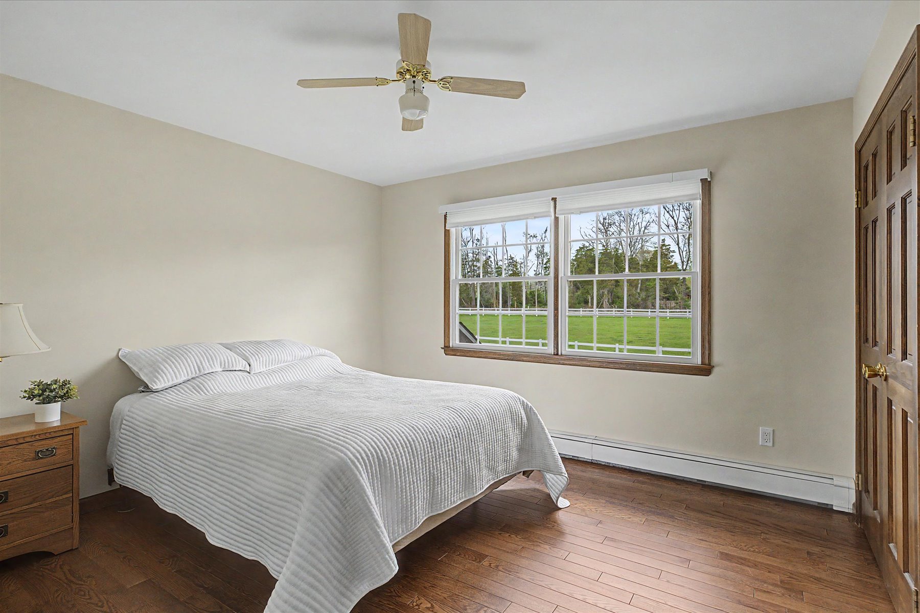  Well Maintained Colonial Home with Exceptional Equestrian Property - 物件實景