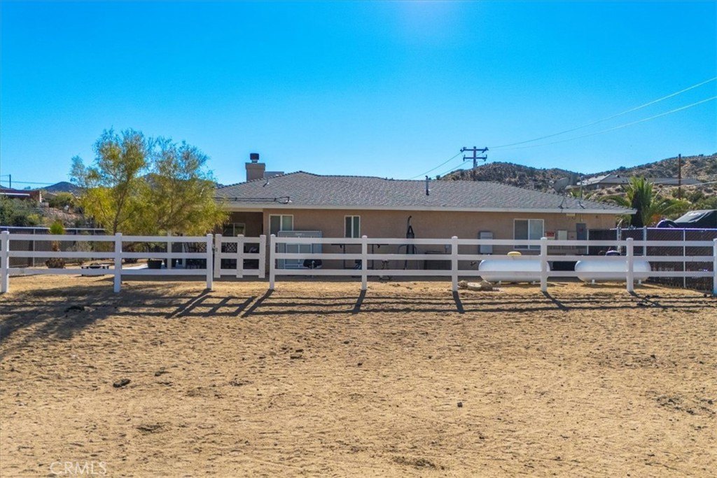 Yucca Valley, California, 92284, United States, 3 Bedrooms Bedrooms, ,2 BathroomsBathrooms,Residential,For Sale,1997054