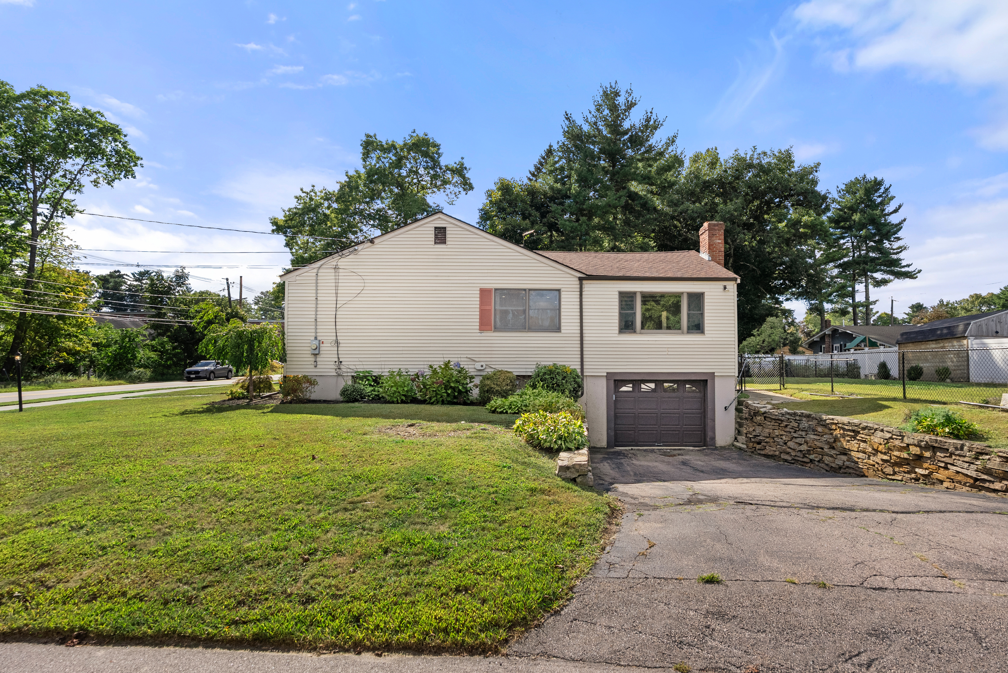  50 Main Street, Medway, MA, 02053 - 物件實景