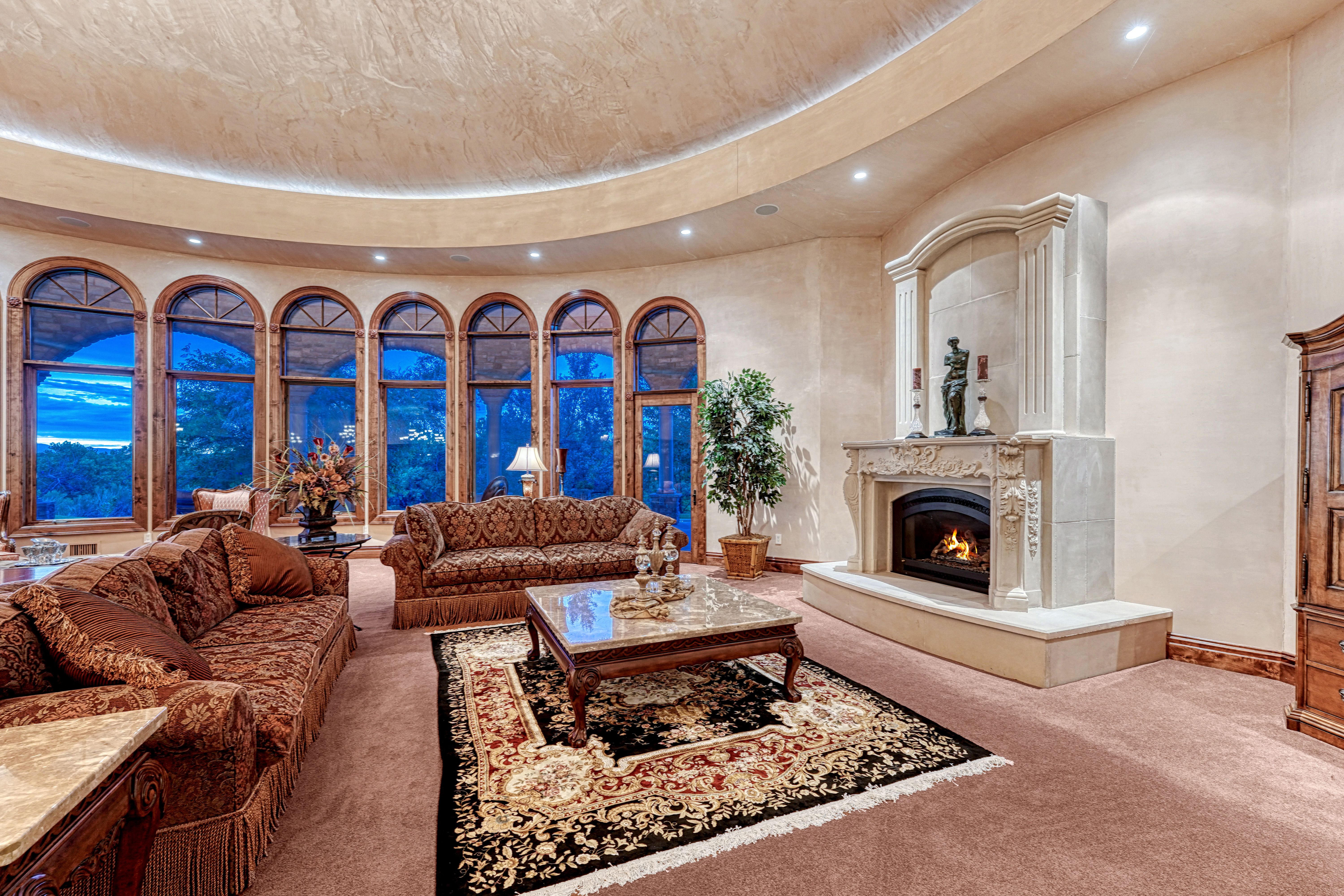  Extraordinary Estate on Pueblo