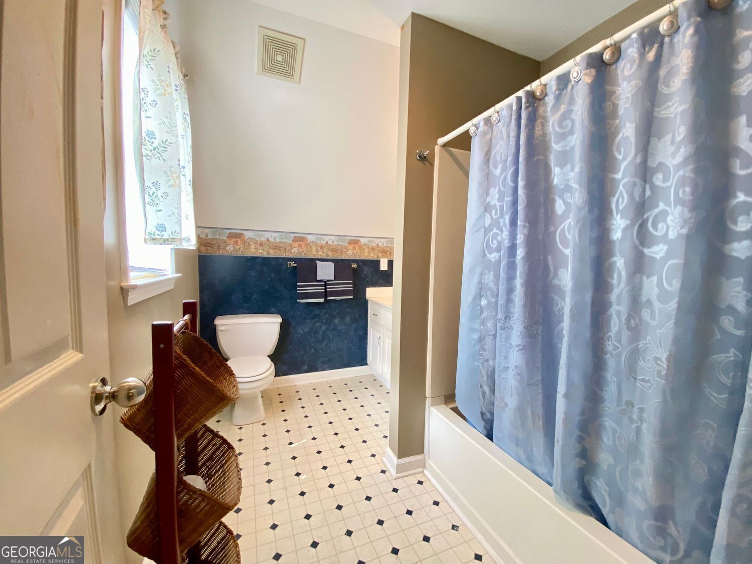 Rockmart, Georgia, 30153, United States, 5 Bedrooms Bedrooms, ,5 BathroomsBathrooms,Residential,For Sale,1858932