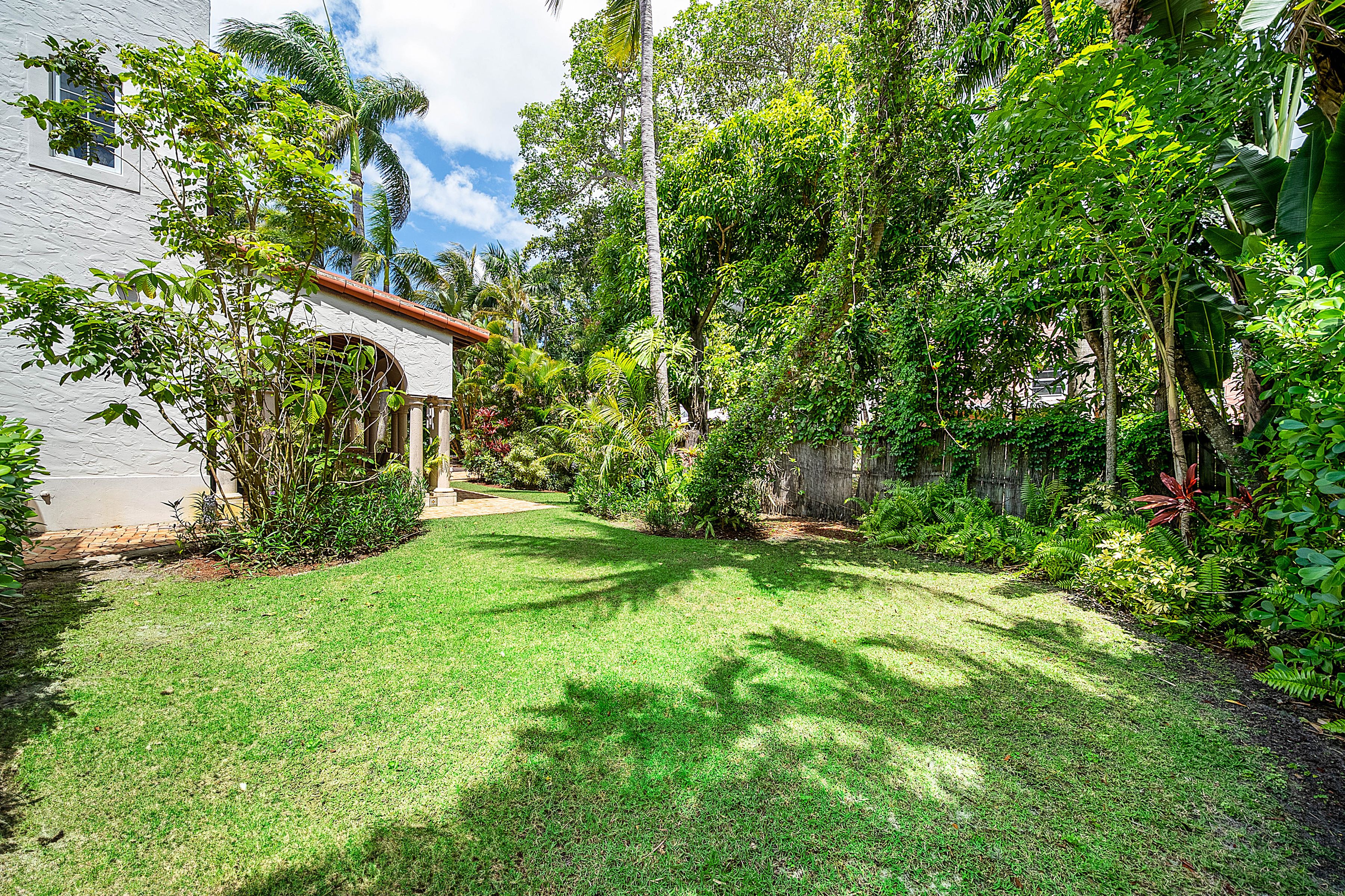  255 Cordova Road - 物件實景