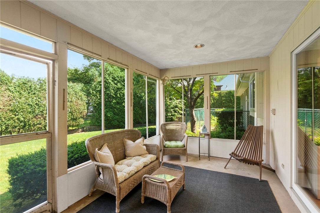 Cranston, Rhode Island, 02920, United States, 4 Bedrooms Bedrooms, ,5 BathroomsBathrooms,Residential,For Sale,1916755