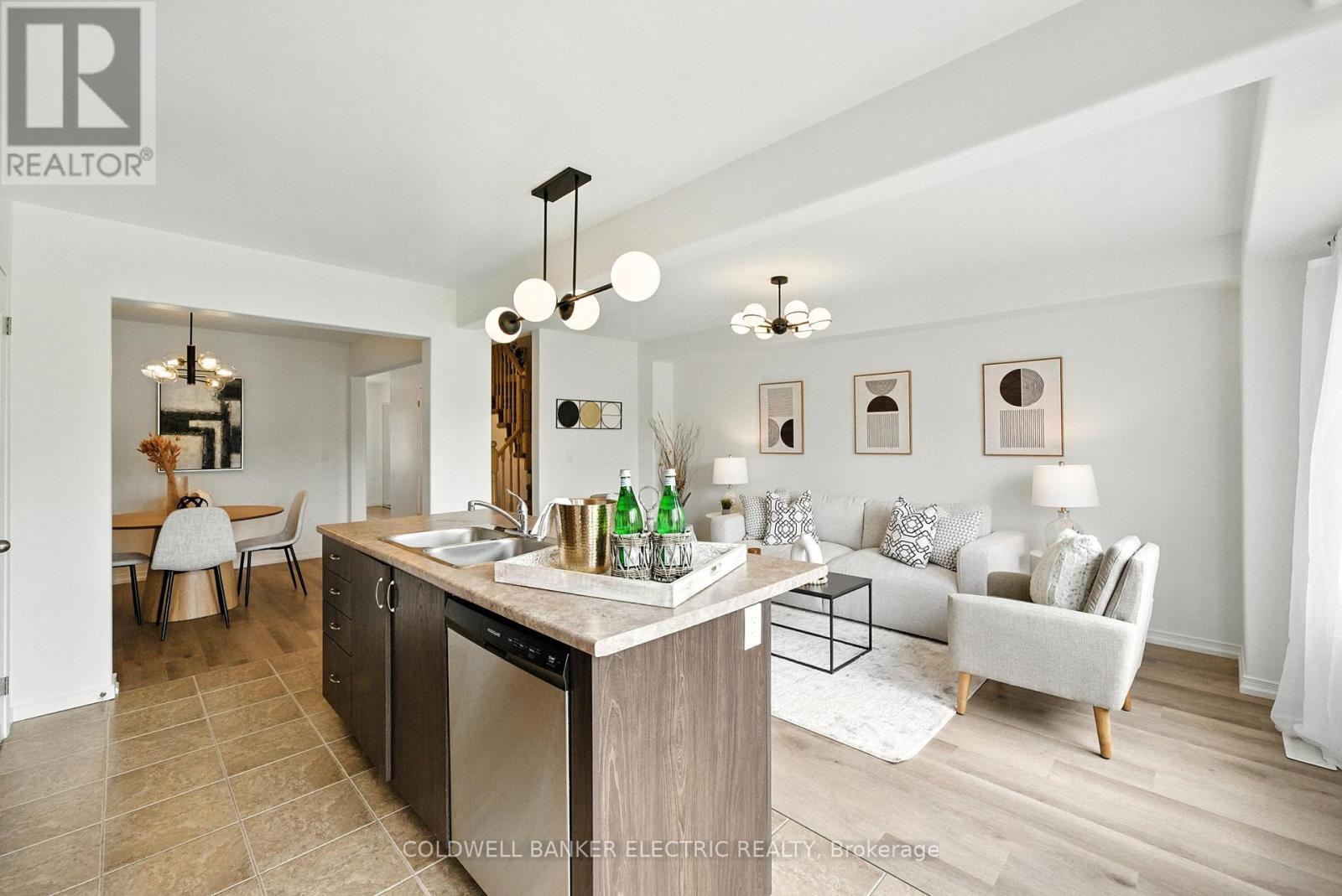 PETERBOROUGH NORTH (UNIVERSITY HEIGHTS), Ontario, K9L 0G6, CA, 3 Bedrooms Bedrooms, ,2 BathroomsBathrooms,Residential,For Sale,1891124