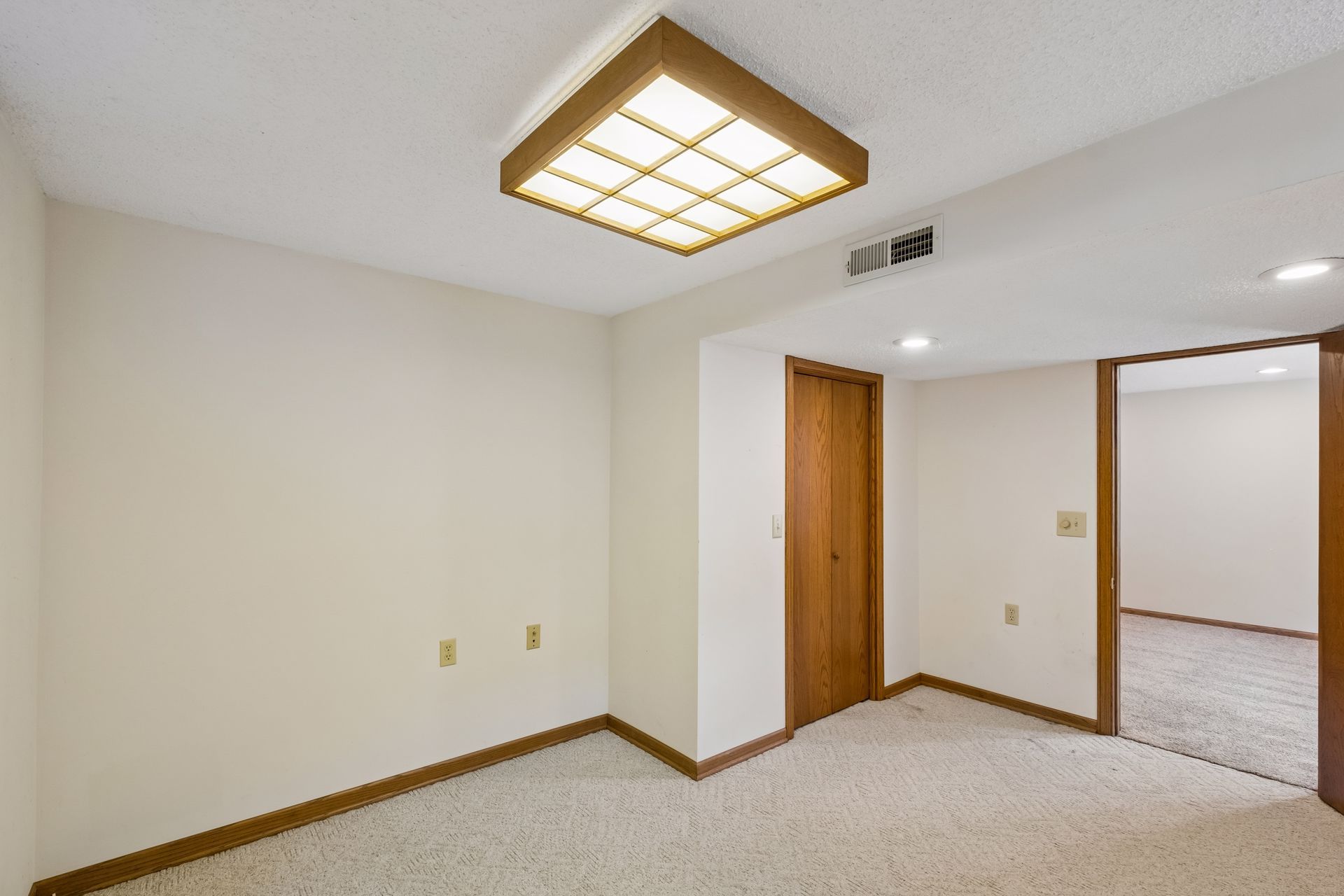  Well-Cared-For Home in the Heart of Shakopee - 物件實景
