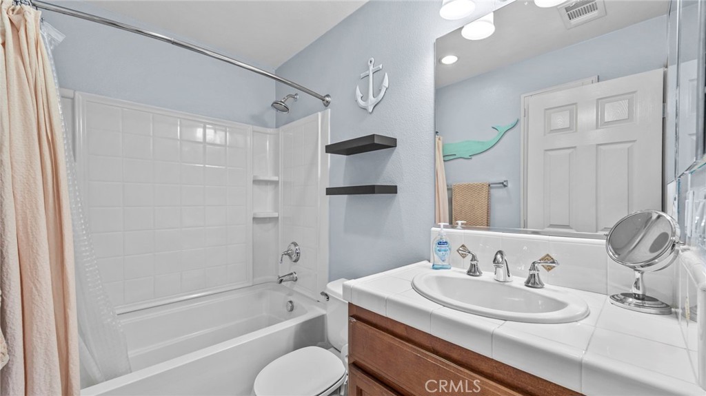 Corona, California, 92883, United States, 2 Bedrooms Bedrooms, ,3 BathroomsBathrooms,Residential,For Sale,1921821