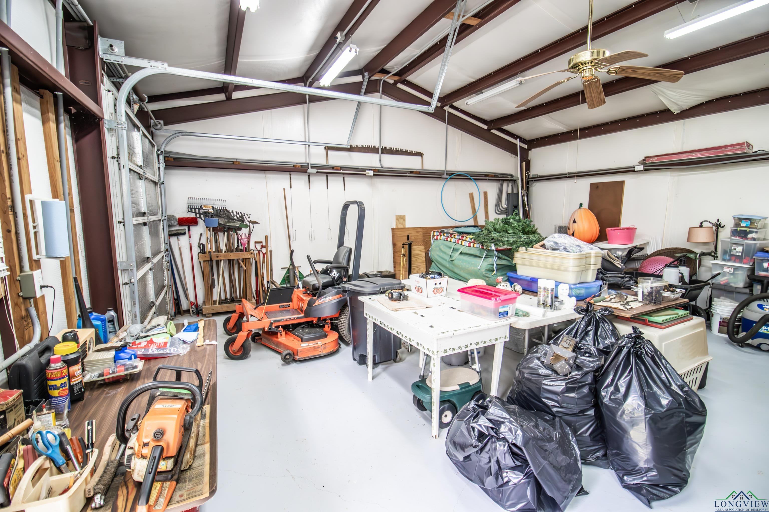 Karnack, Texas, 75661, United States, 4 Bedrooms Bedrooms, ,2 BathroomsBathrooms,Residential,For Sale,1979700