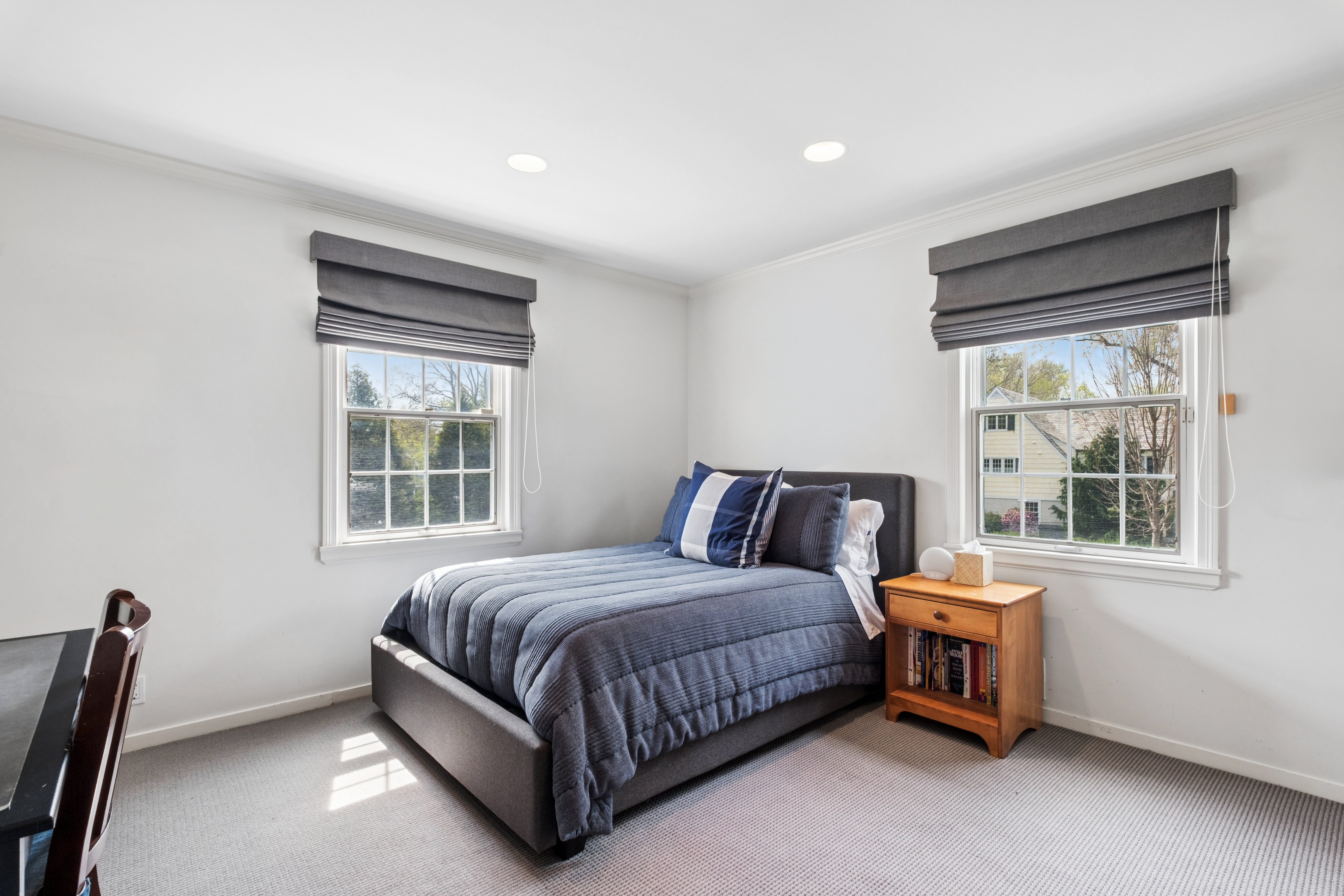  Beautifully Updated, Sun-Drenched Home - 物件實景