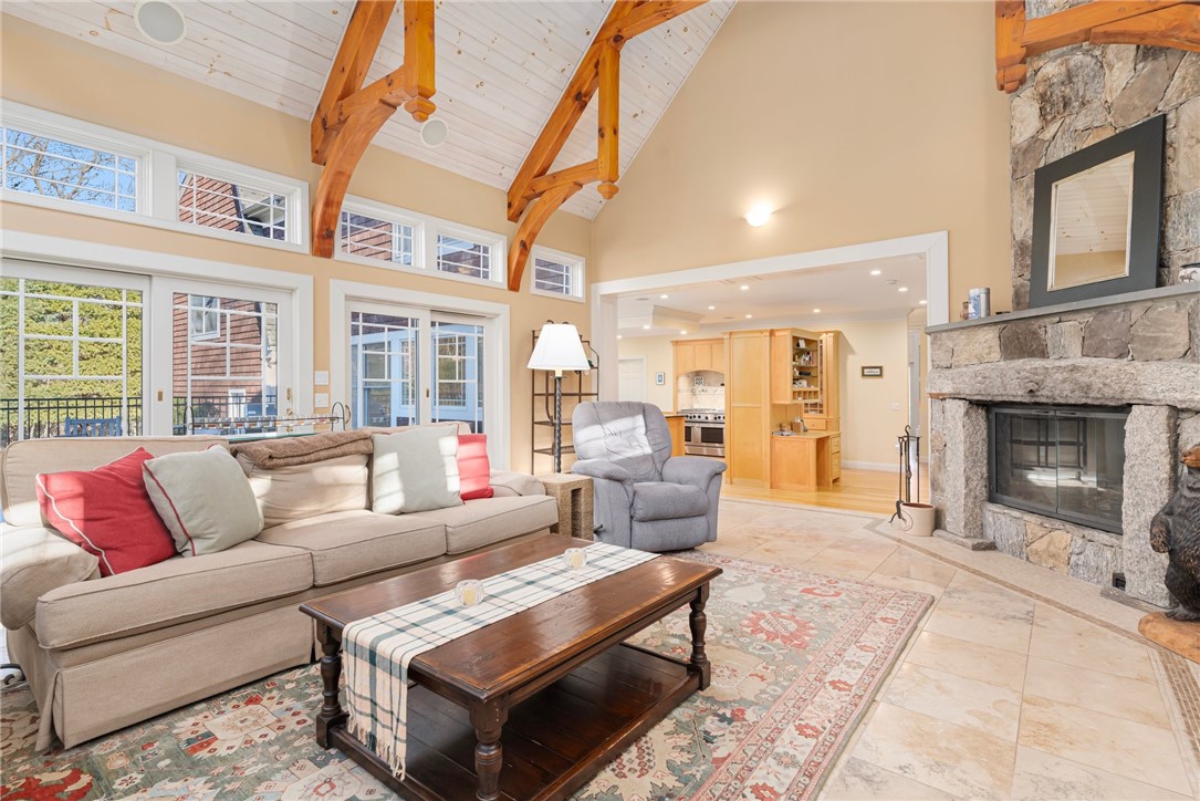East Greenwich, Rhode Island, 02818, United States, 5 Bedrooms Bedrooms, ,7 BathroomsBathrooms,Residential,For Sale,1940425