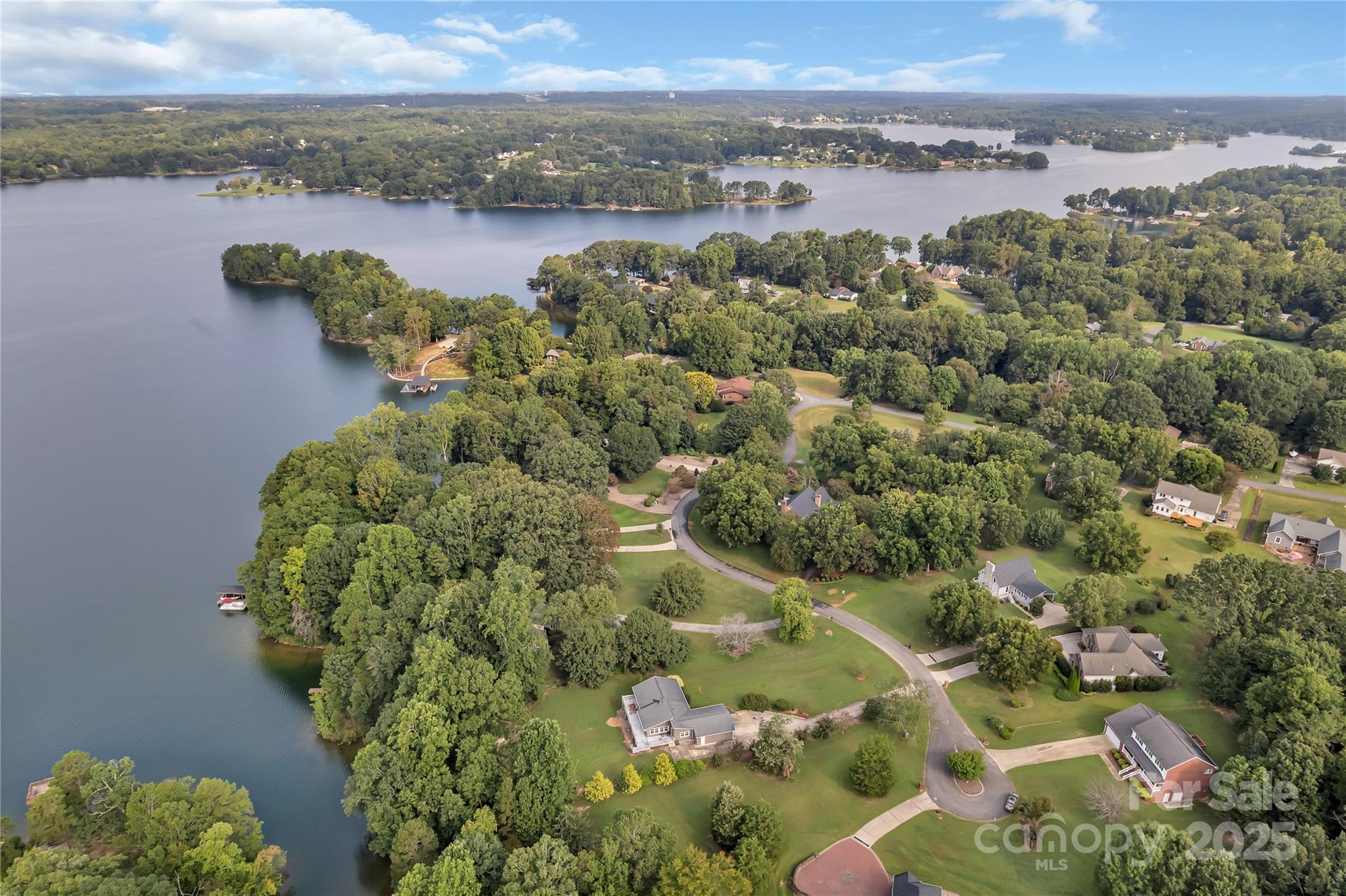Kings Mountain, North Carolina, 28086, United States, 3 Bedrooms Bedrooms, ,3 BathroomsBathrooms,Residential,For Sale,1941598