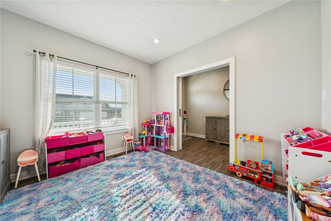 Penn Twp, Pennsylvania, 15644, United States, 4 Bedrooms Bedrooms, ,4 BathroomsBathrooms,Residential,For Sale,2010437