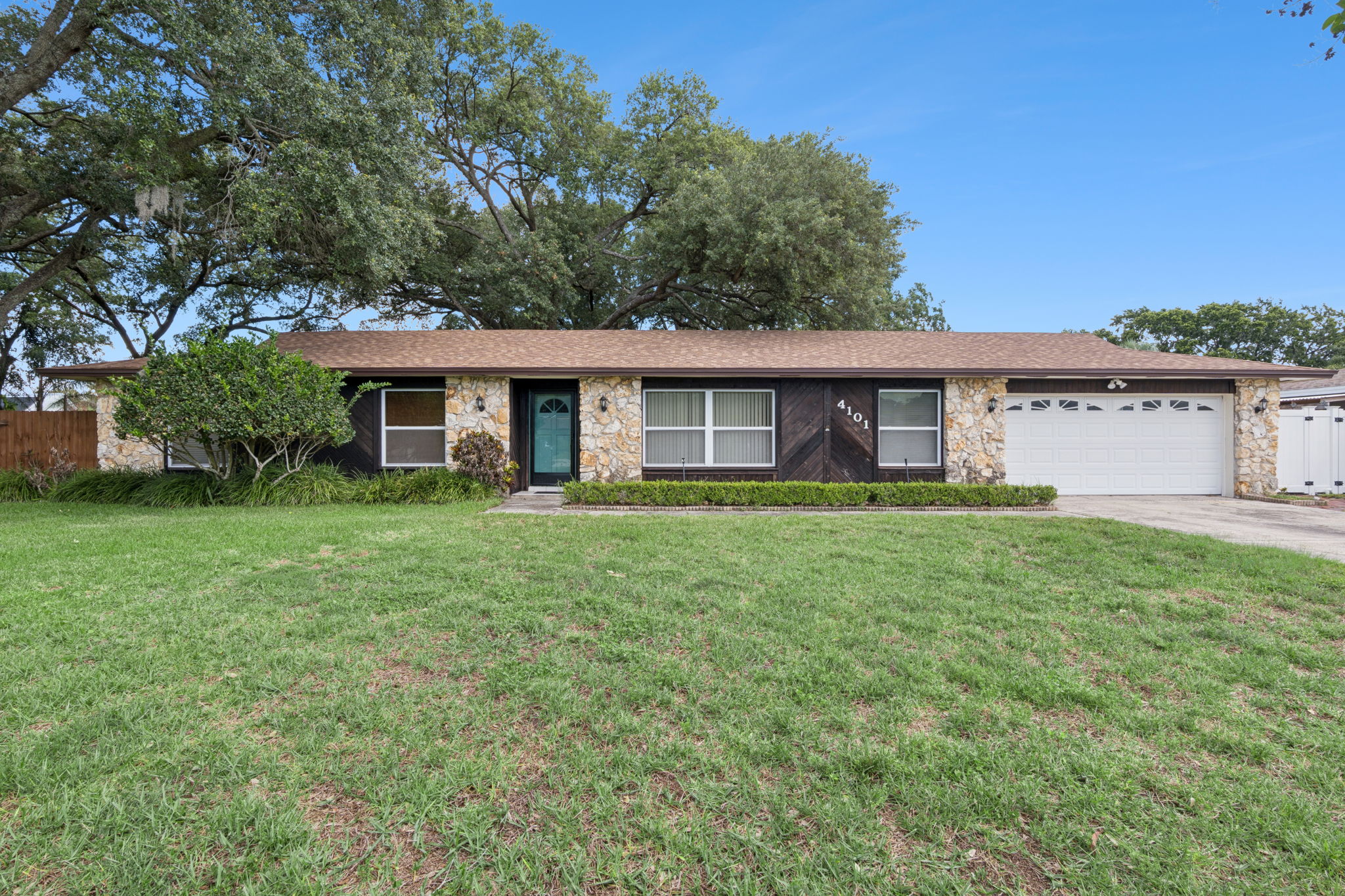 Belle Isle, Florida, 32812, United States, 4 Bedrooms Bedrooms, ,2 BathroomsBathrooms,Residential,For Sale,2048801
