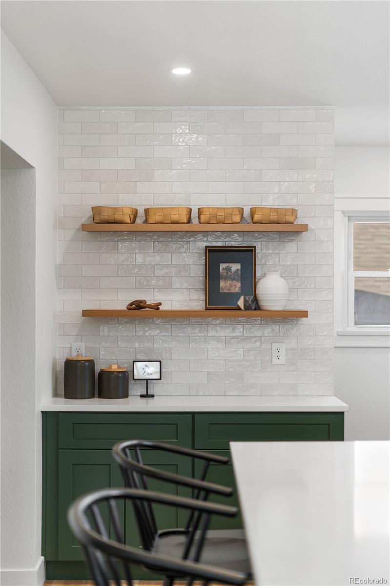 Englewood, Colorado, 80110, United States, 4 Bedrooms Bedrooms, ,2 BathroomsBathrooms,Residential,For Sale,1993019