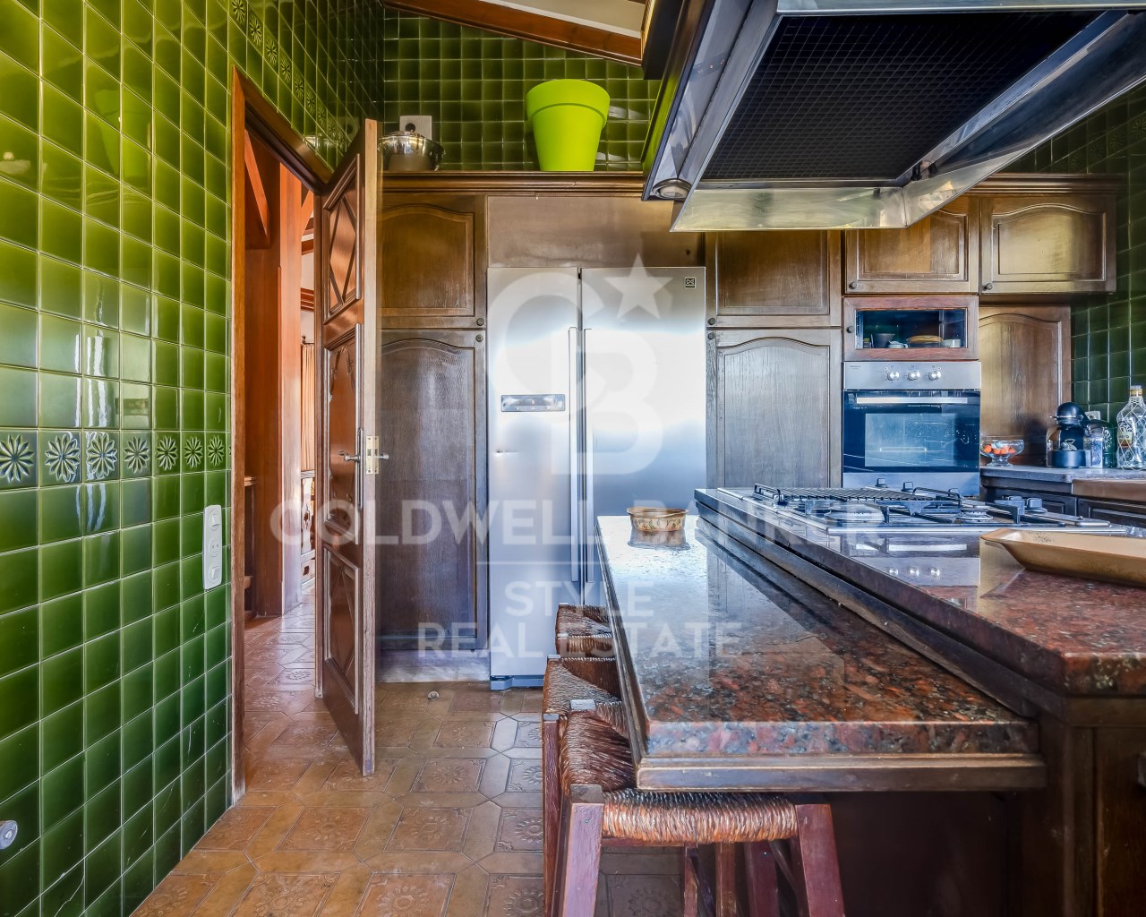 Castellví de Rosanes, Catalonia, ES, 5 Bedrooms Bedrooms, ,3 BathroomsBathrooms,Residential,For Sale,1722503