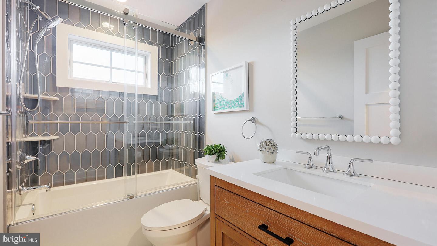 Beach Haven, New Jersey, 08008, United States, 5 Bedrooms Bedrooms, ,4 BathroomsBathrooms,Residential,For Sale,1995746