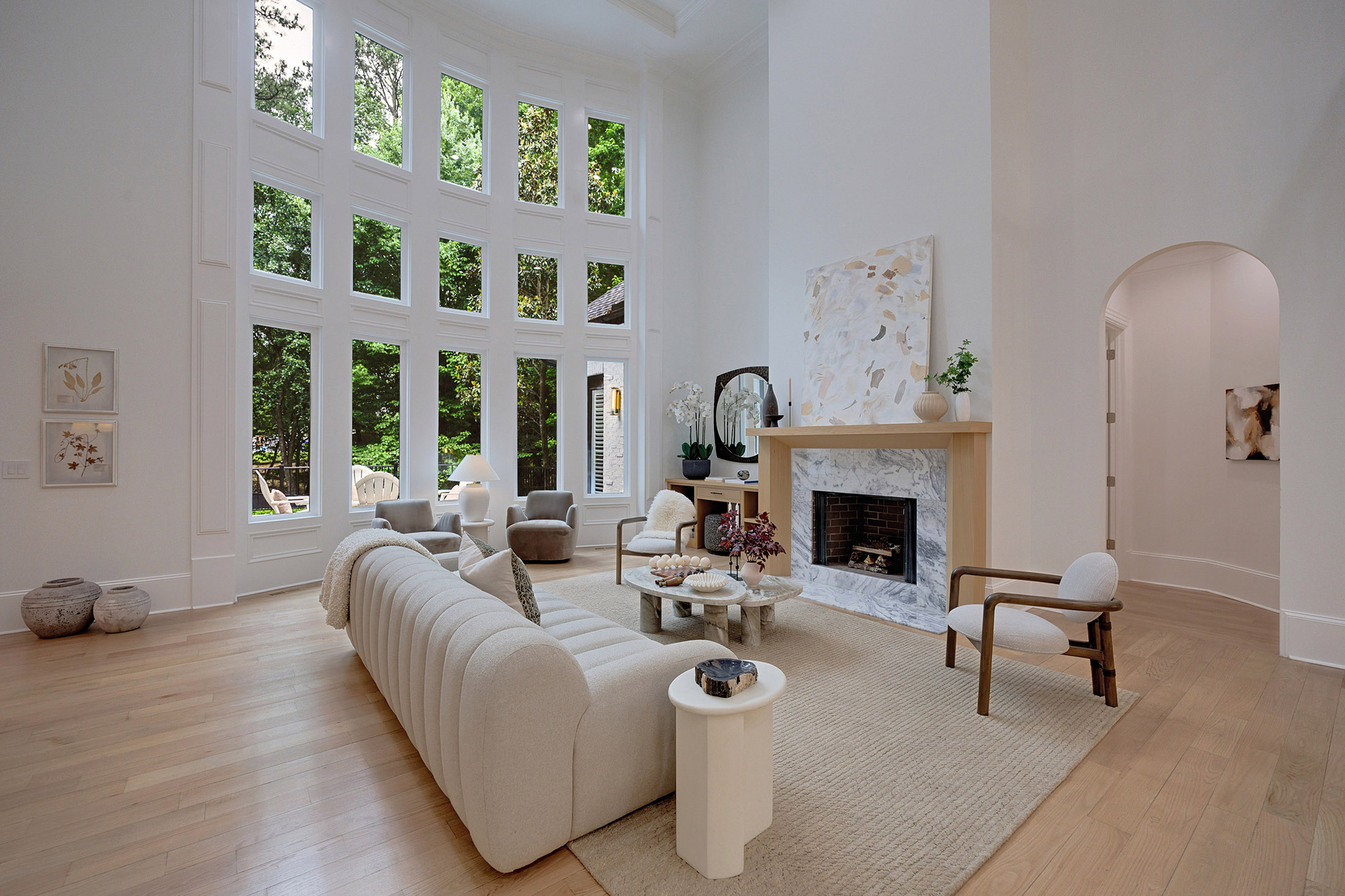 Exceptional Estate Combines Modern Luxury and Timeless Elegance - 物件實景