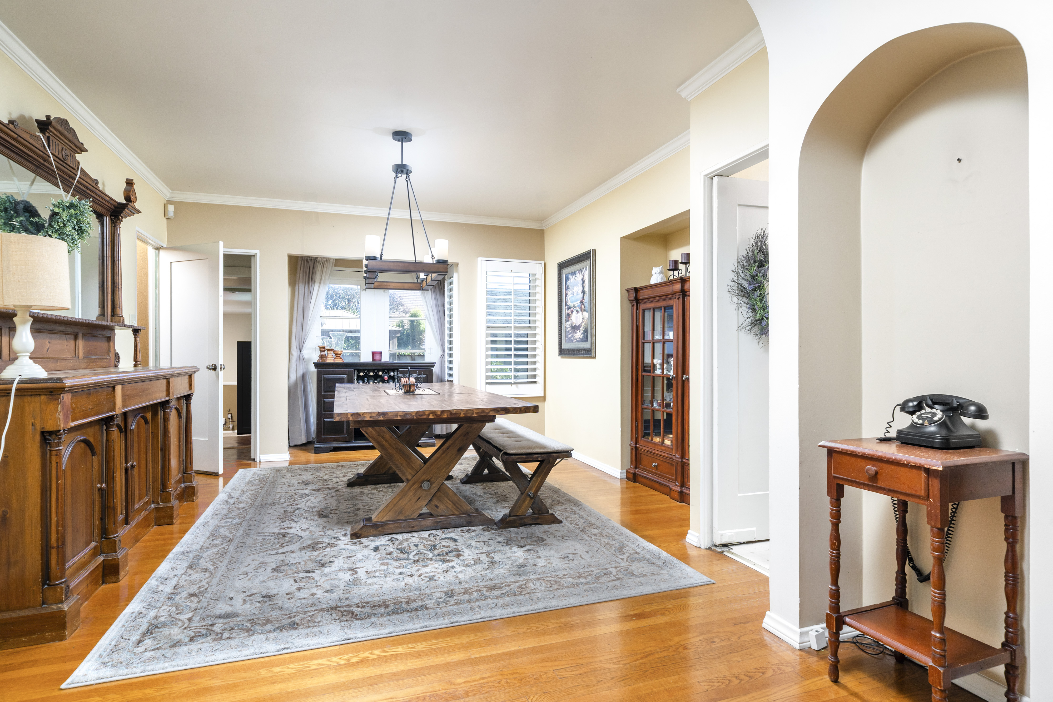  859 West Berkeley Court, Ontario, CA 91762 - 物件實景