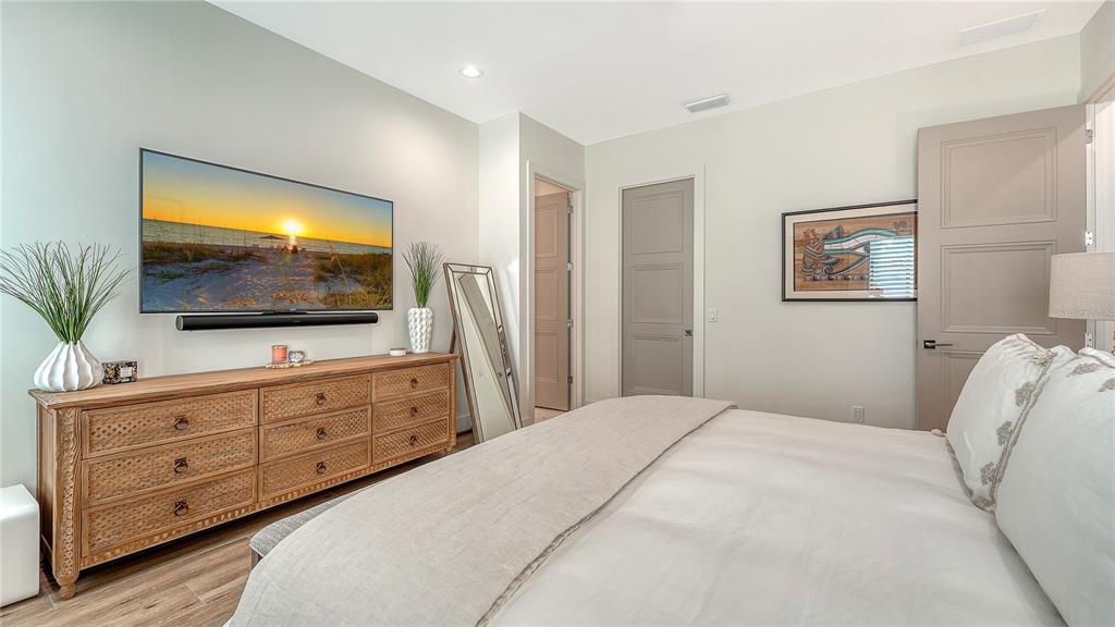 Sarasota, Florida, 34236, United States, 4 Bedrooms Bedrooms, ,4 BathroomsBathrooms,Residential,For Sale,2000414