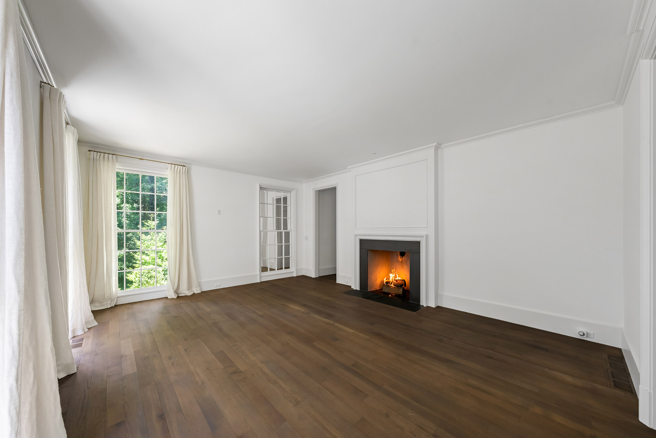  Timeless Architecture and Modern Livability Converge in Tuxedo Park Home - 物件實景