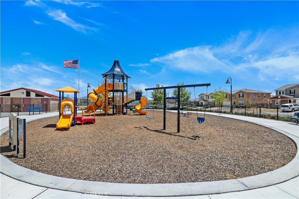 Murrieta, California, 92563, United States, 3 Bedrooms Bedrooms, ,2 BathroomsBathrooms,Residential,For Sale,2011139
