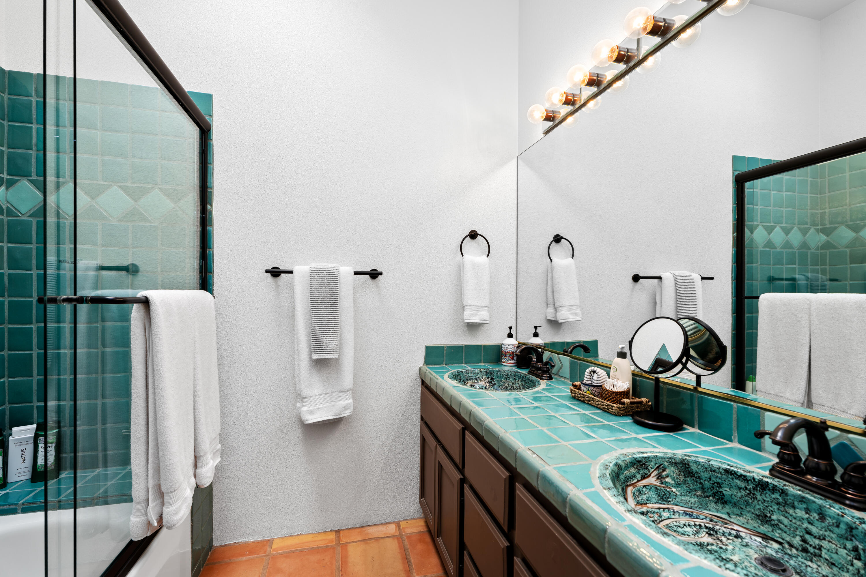 La Quinta, California, 92253, United States, 3 Bedrooms Bedrooms, ,2 BathroomsBathrooms,Residential,For Sale,1995878