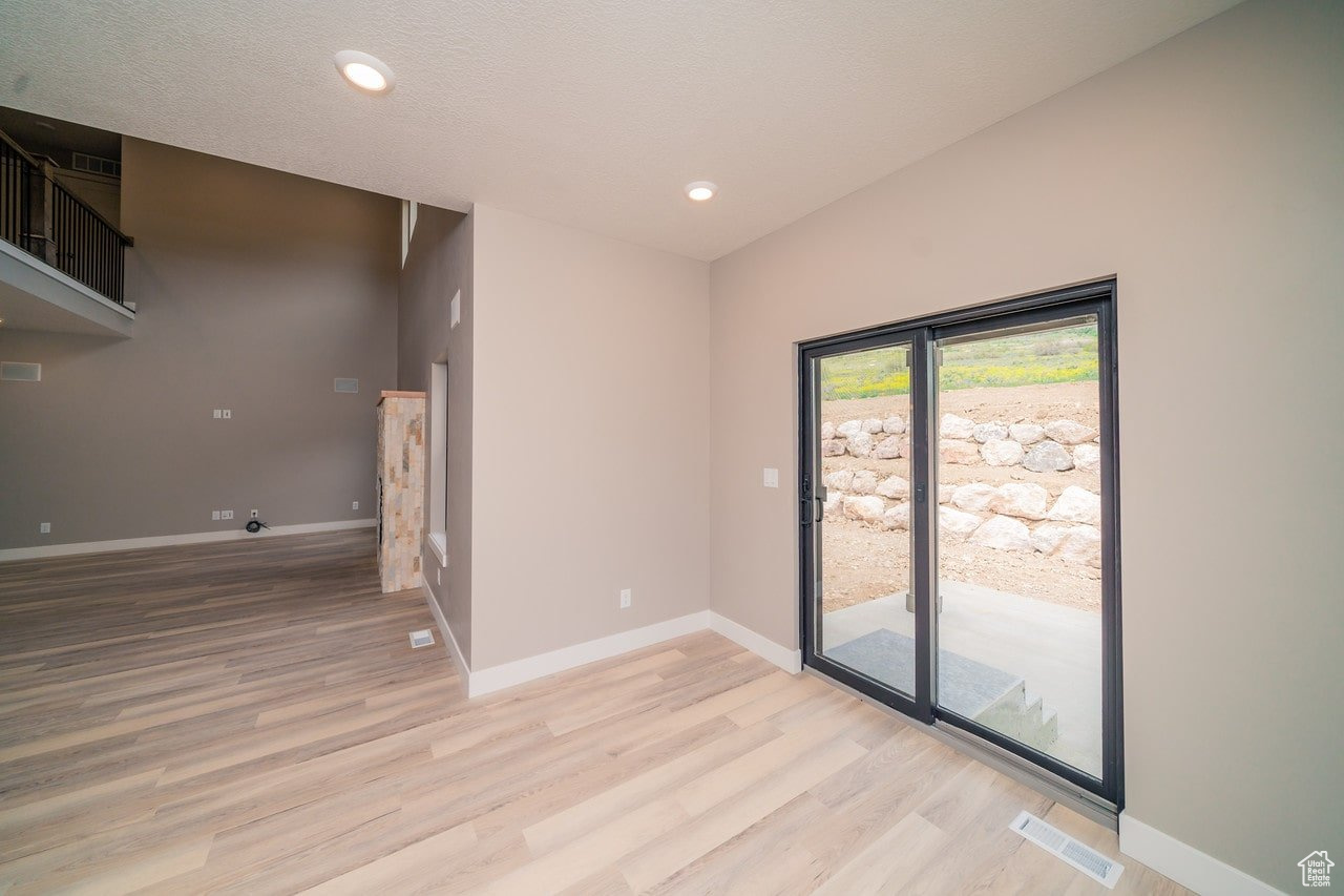 North Logan, Utah, 84341, United States, 4 Bedrooms Bedrooms, ,3 BathroomsBathrooms,Residential,For Sale,1861267