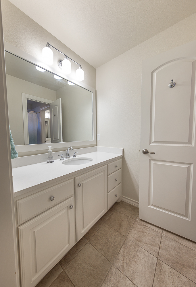 Lubbock, Texas, 79423, United States, 4 Bedrooms Bedrooms, ,3 BathroomsBathrooms,Residential,For Sale,1859546