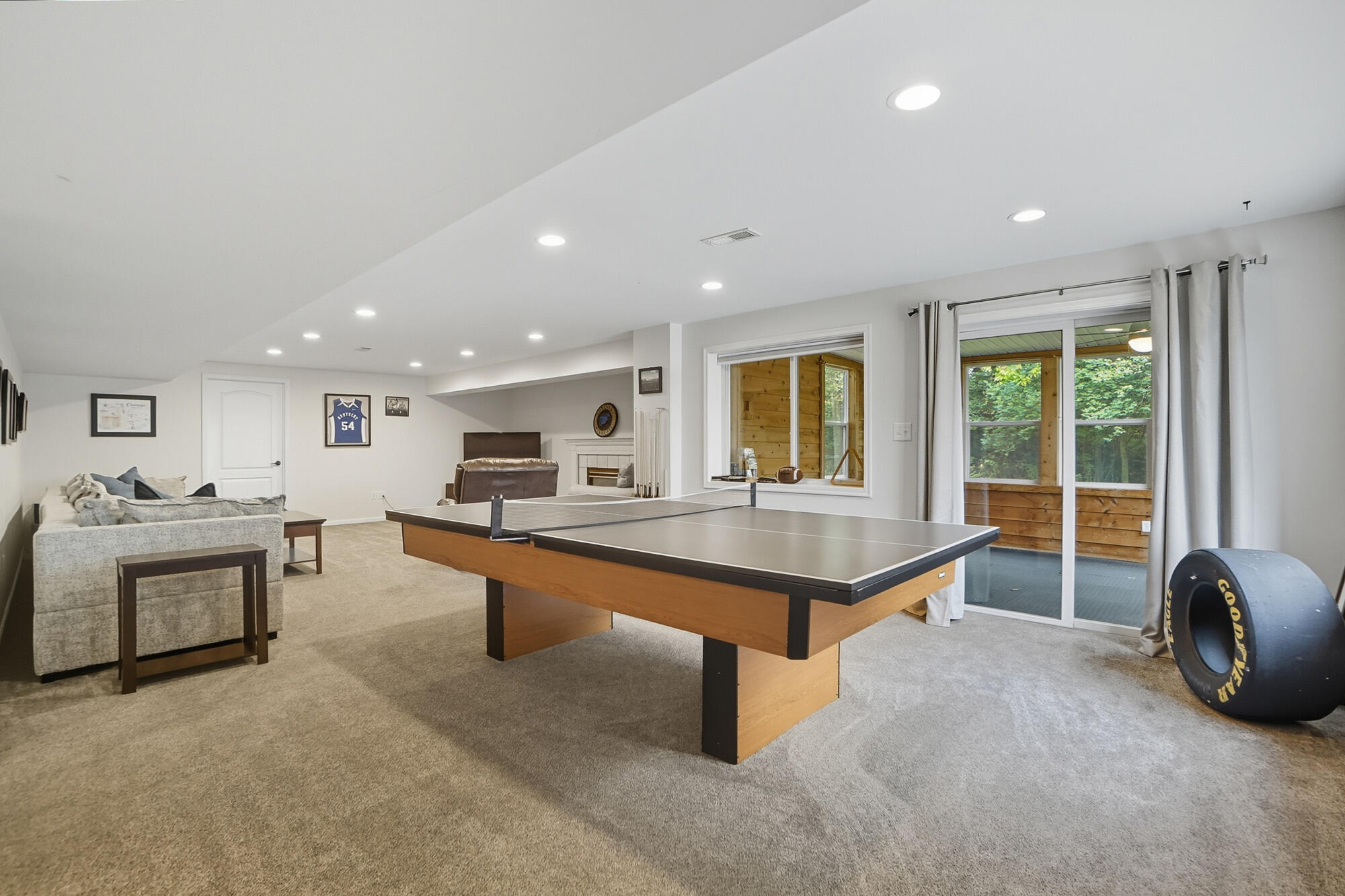 Hebron, Kentucky, 41048, United States, 4 Bedrooms Bedrooms, ,4 BathroomsBathrooms,Residential,For Sale,1958481