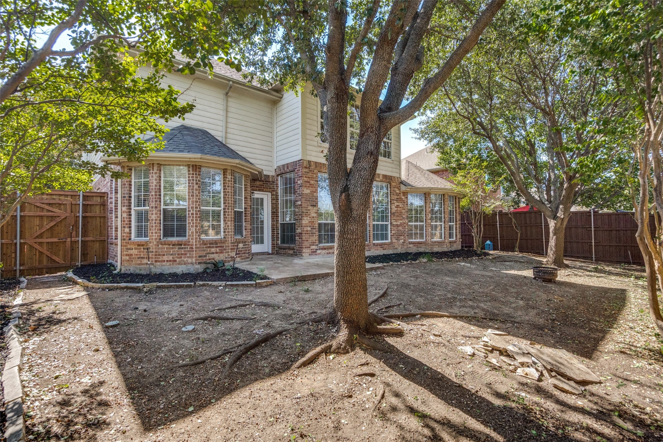 Allen, Texas, 75002, United States, 4 Bedrooms Bedrooms, ,4 BathroomsBathrooms,Residential,For Sale,1980475