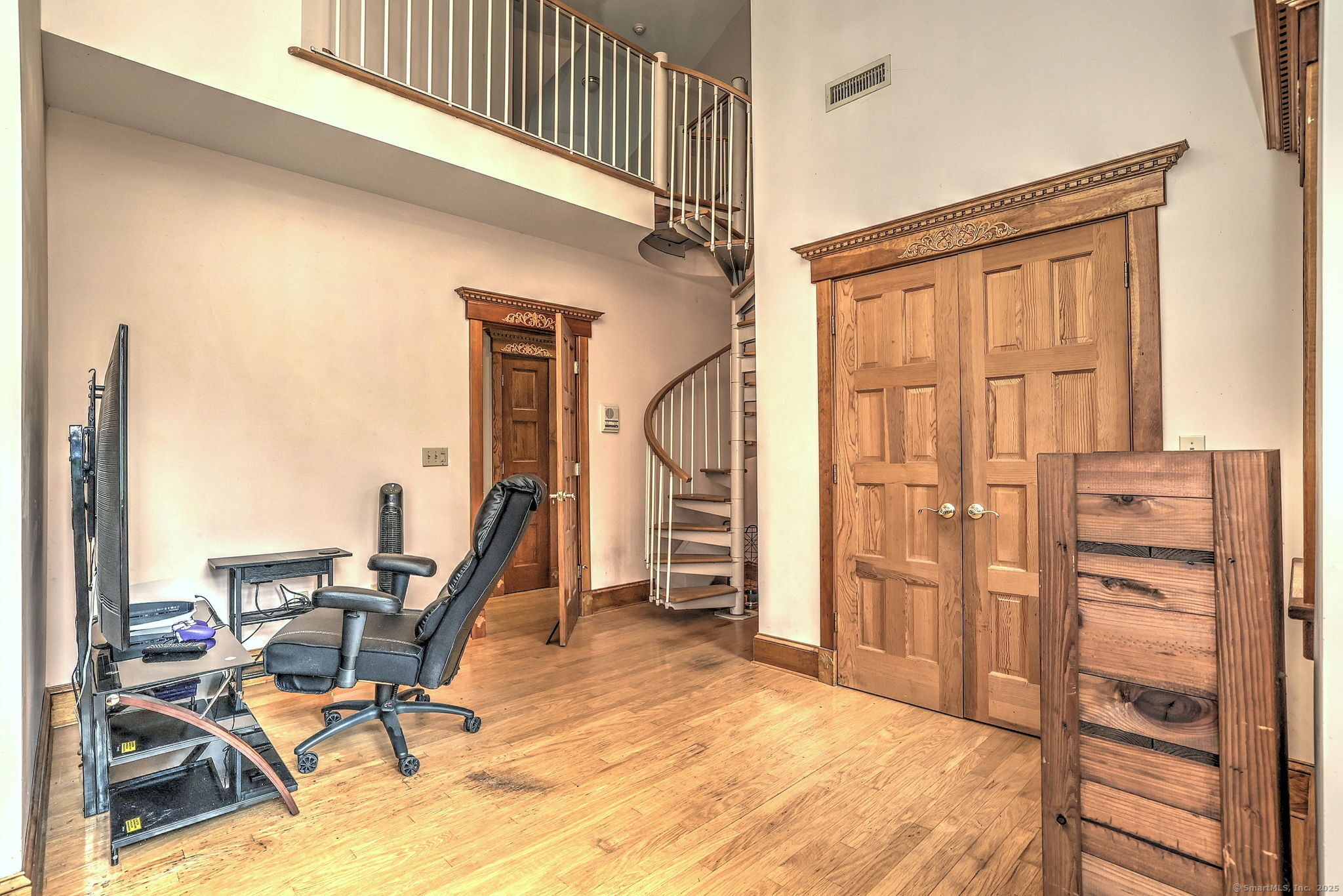 Bethany, Connecticut, 06524, United States, 4 Bedrooms Bedrooms, ,4 BathroomsBathrooms,Residential,For Sale,1905927