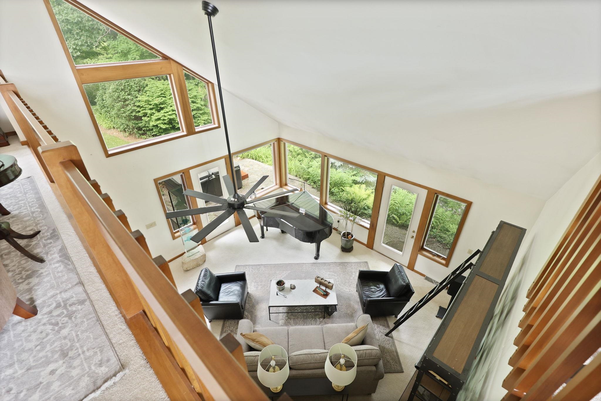 Vassar, Michigan, 49768, United States, 3 Bedrooms Bedrooms, ,4 BathroomsBathrooms,Residential,For Sale,1976339