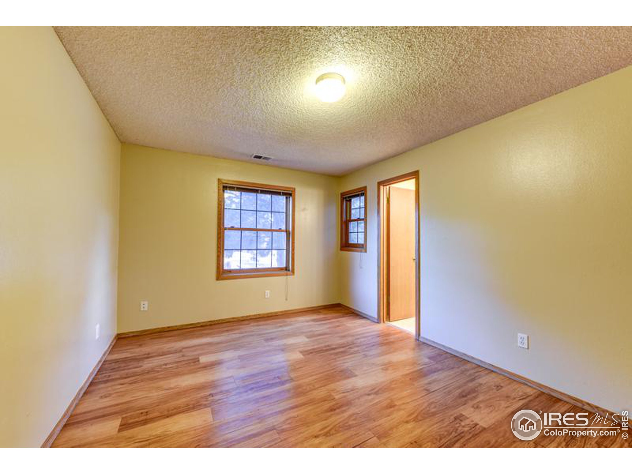 Boulder, Colorado, 80303, United States, 2 Bedrooms Bedrooms, ,1 BathroomBathrooms,Residential,For Sale,1758628