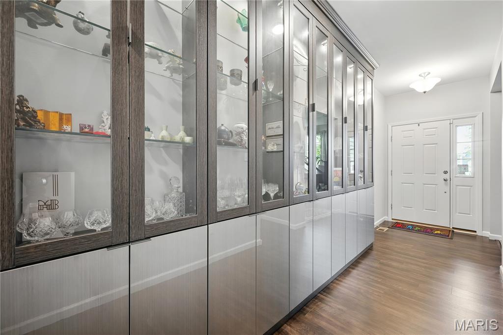 St Charles, Missouri, 63301, United States, 4 Bedrooms Bedrooms, ,3 BathroomsBathrooms,Residential,For Sale,1997020