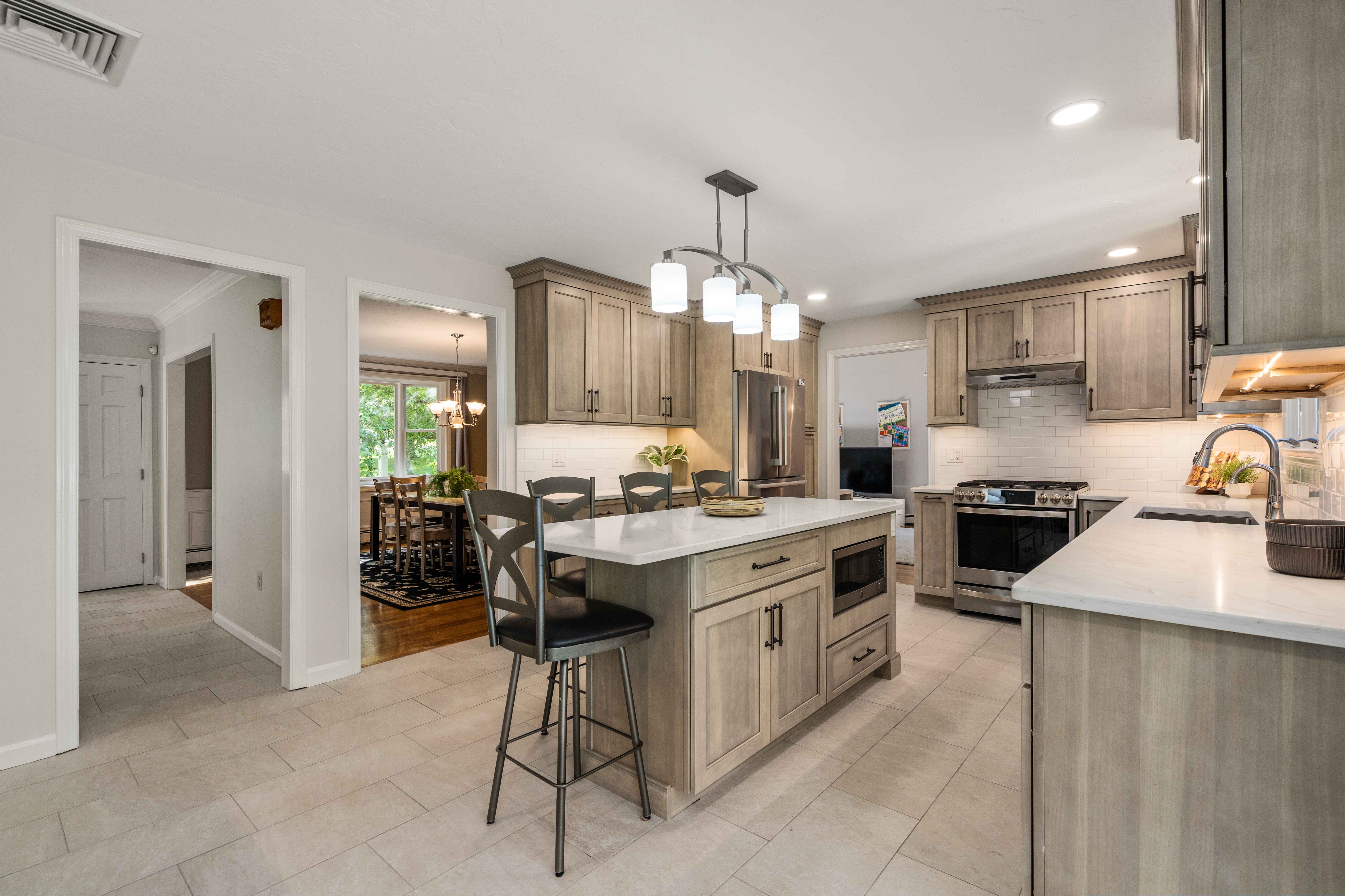  63 Pine Hill Road, Southborough, MA, 01772 - 物件實景