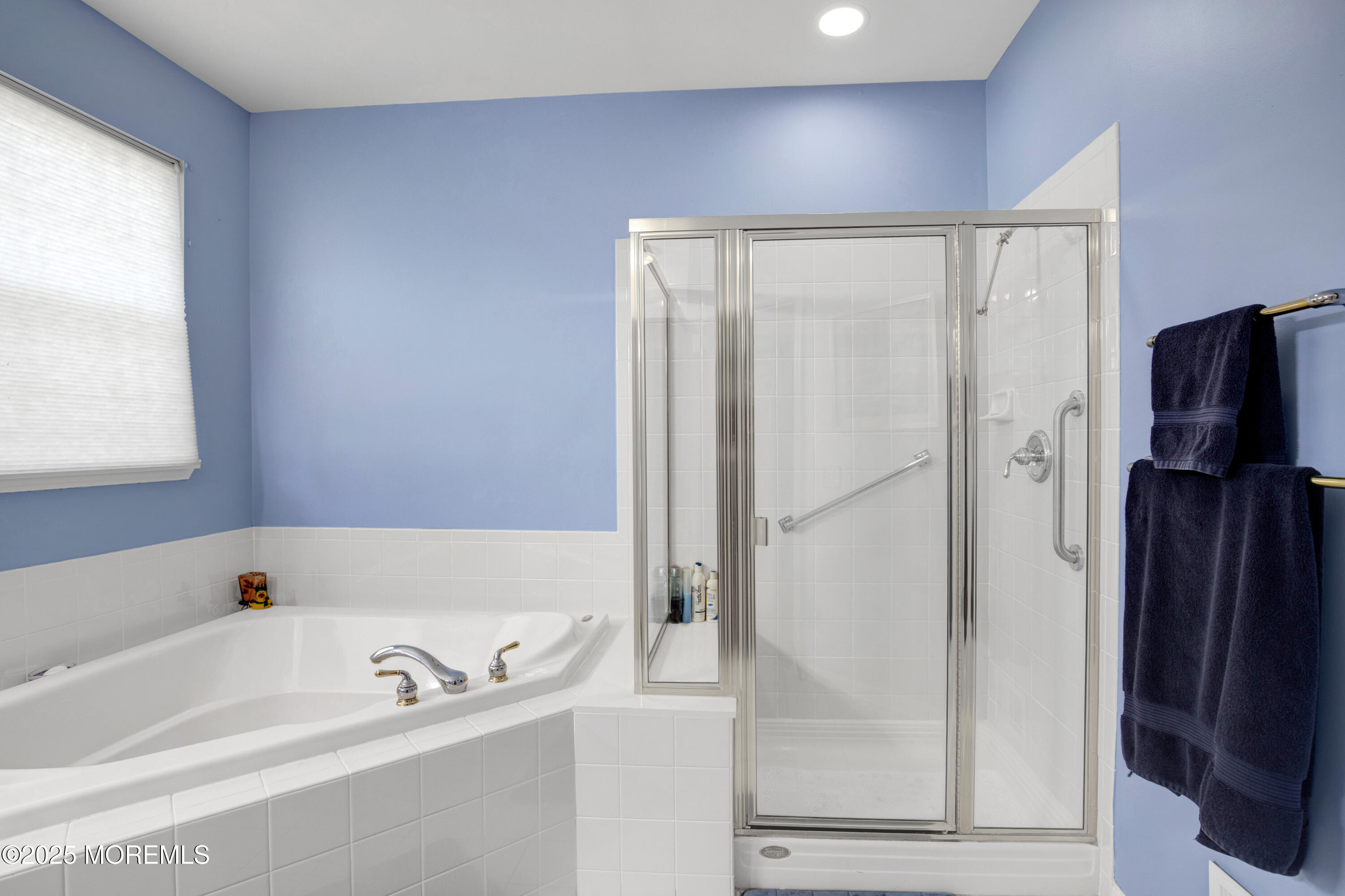 Jackson, New Jersey, 08527, United States, 2 Bedrooms Bedrooms, ,2 BathroomsBathrooms,Residential,For Sale,1891386