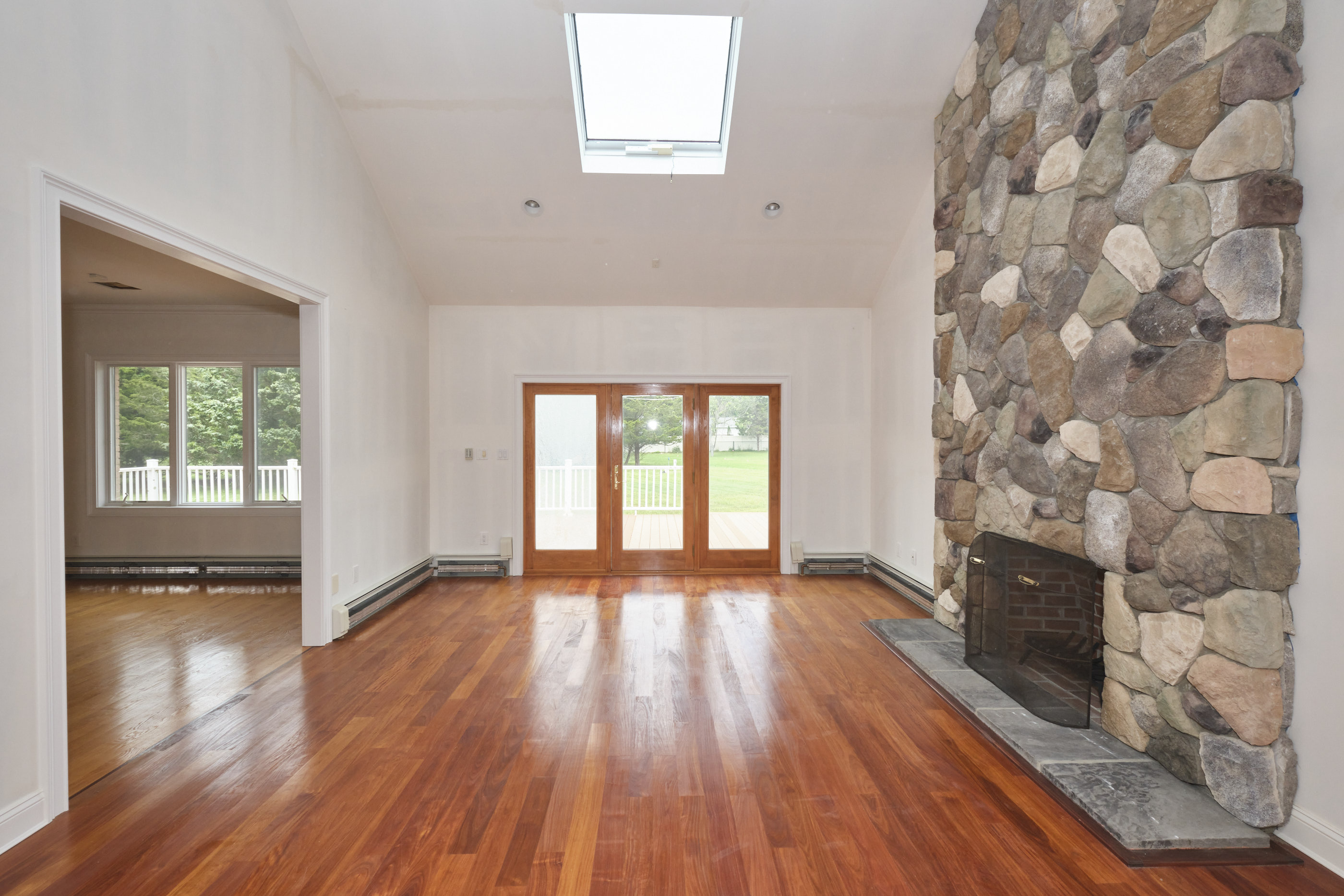 East Marion, New York, 11939, United States, 3 Bedrooms Bedrooms, ,3 BathroomsBathrooms,Residential,For Sale,1895057