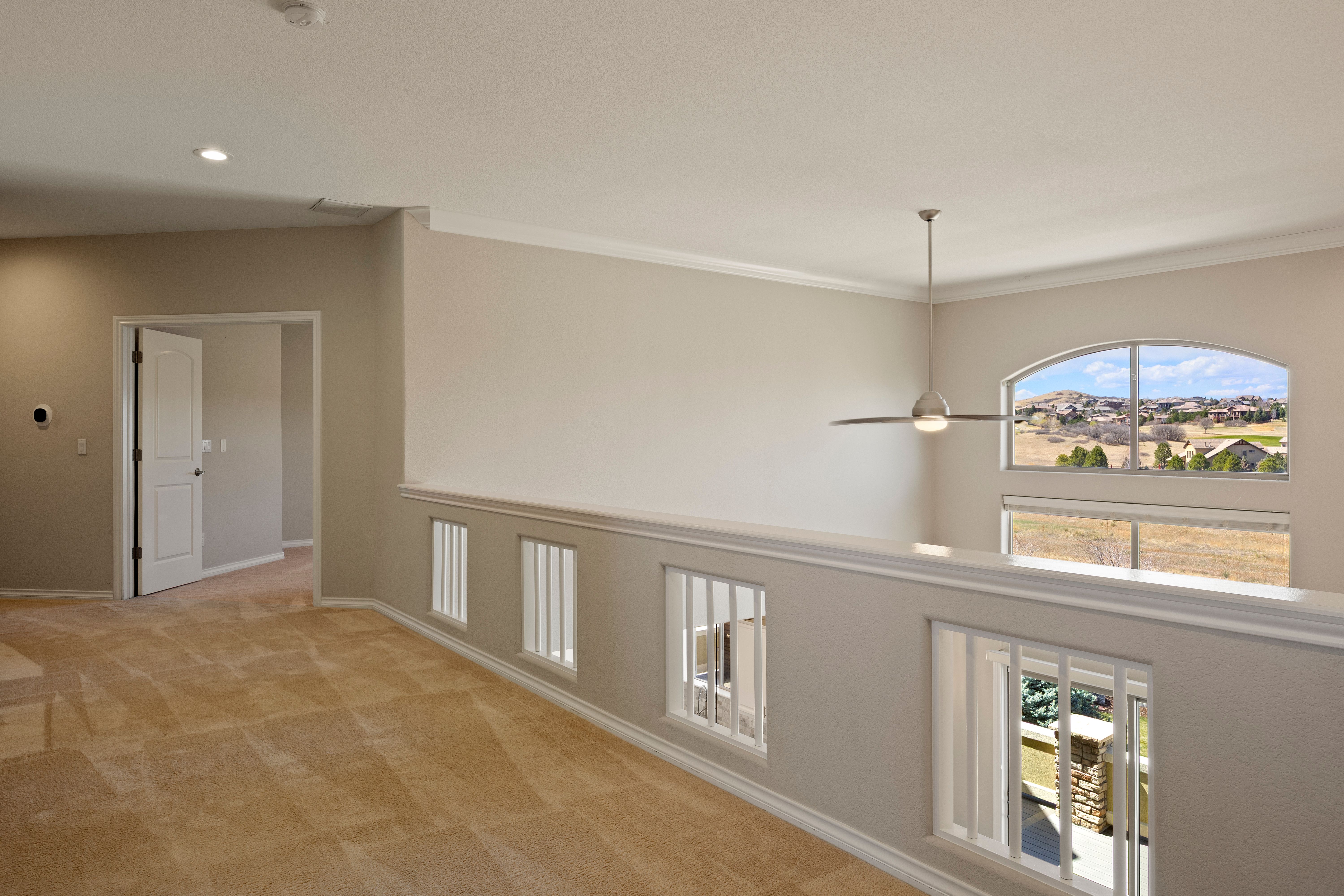  Ideal Blend of Space, Setting and Livability - 物件實景