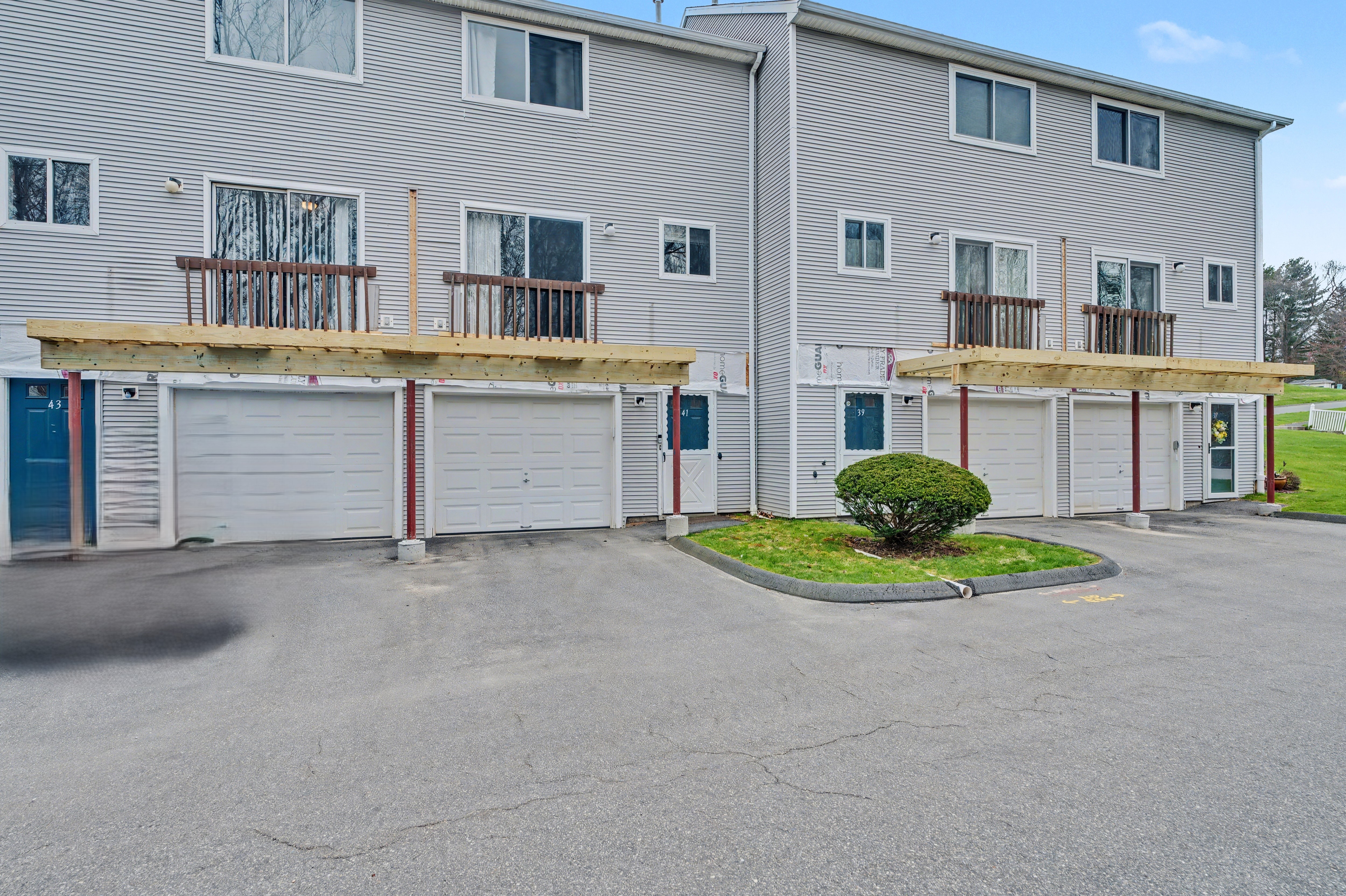  80 Country Lane - 物件實景