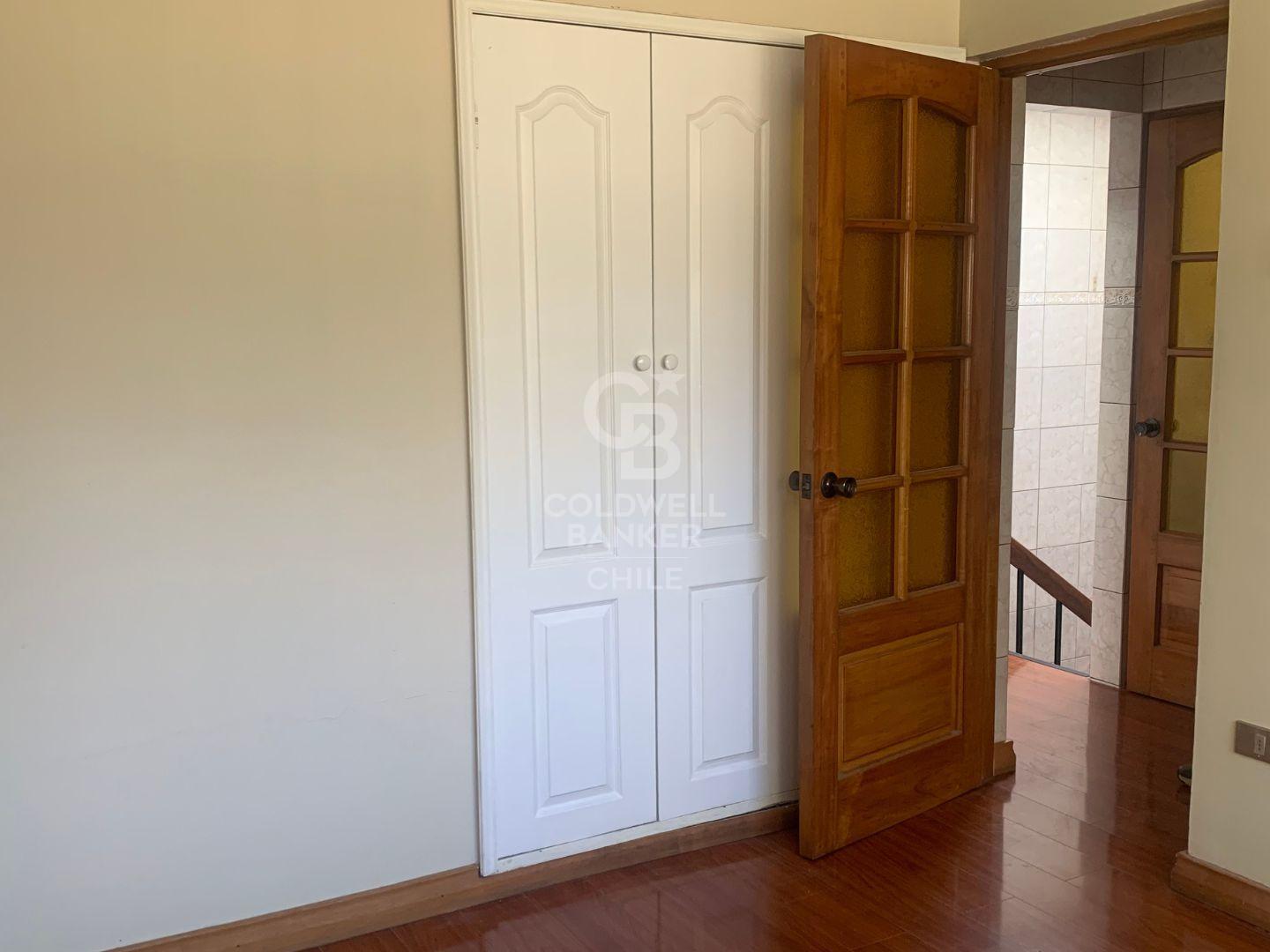 Viña Del Mar, Chile, 5 Bedrooms Bedrooms, ,3 BathroomsBathrooms,Residential,For Sale,1729843