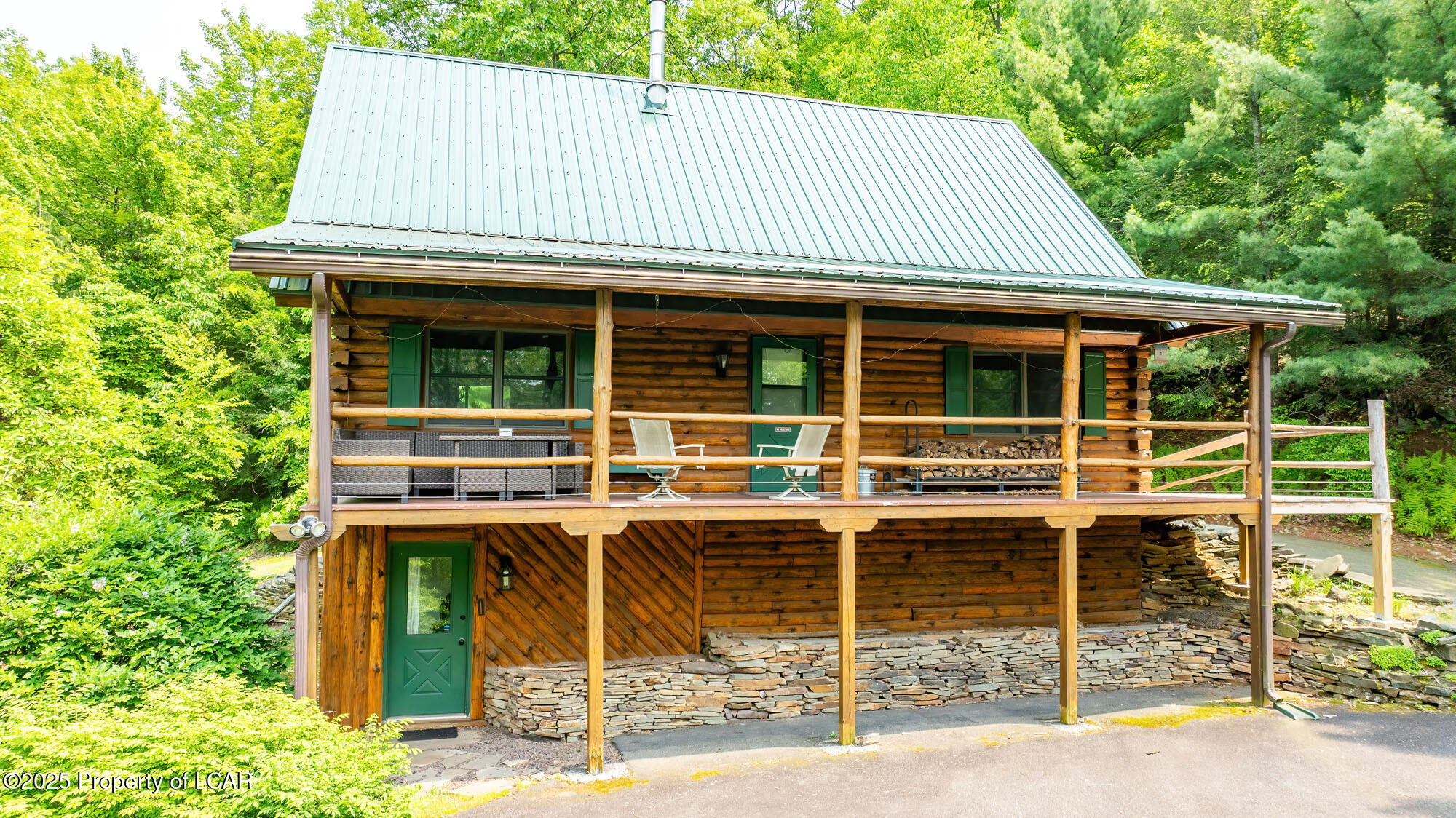 Nescopeck, Pennsylvania, 18635, United States, 3 Bedrooms Bedrooms, ,2 BathroomsBathrooms,Residential,For Sale,1848603