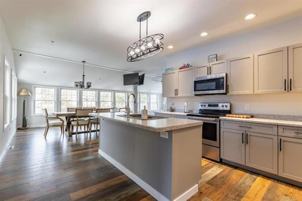 Gleason, Wisconsin, 54435, United States, 4 Bedrooms Bedrooms, ,3 BathroomsBathrooms,Residential,For Sale,1739351