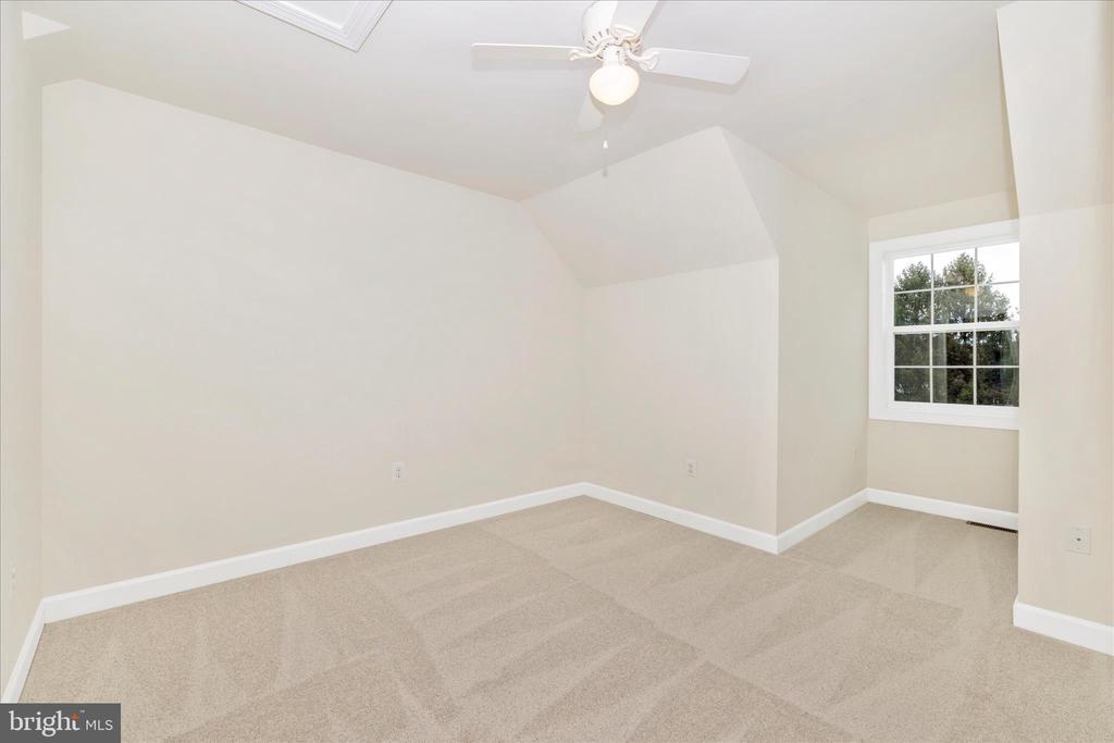 Frederick, Maryland, 21702, United States, 4 Bedrooms Bedrooms, ,3 BathroomsBathrooms,Residential,For Sale,1987380