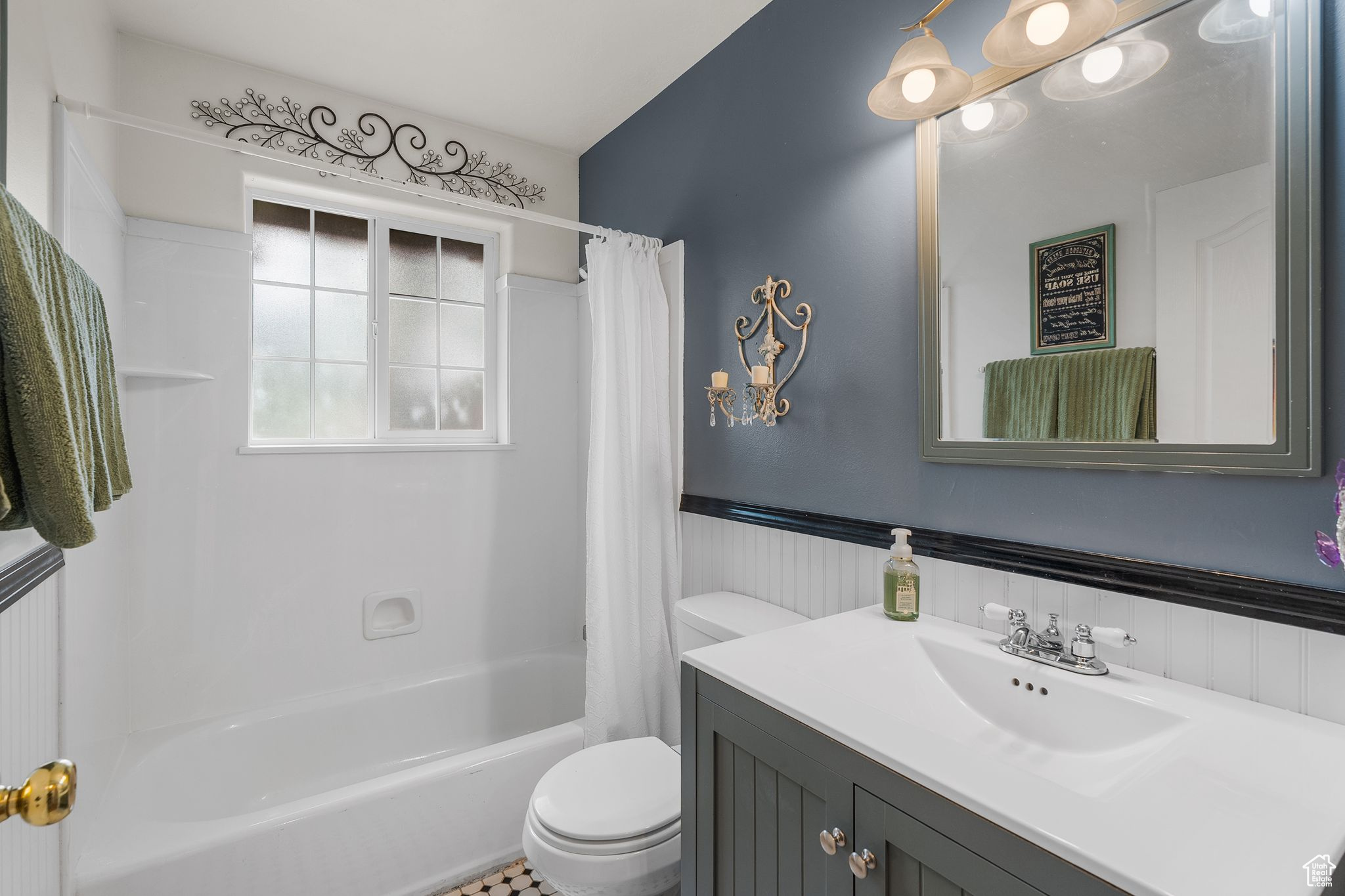 Heber City, Utah, 84032, United States, 5 Bedrooms Bedrooms, ,3 BathroomsBathrooms,Residential,For Sale,1836891